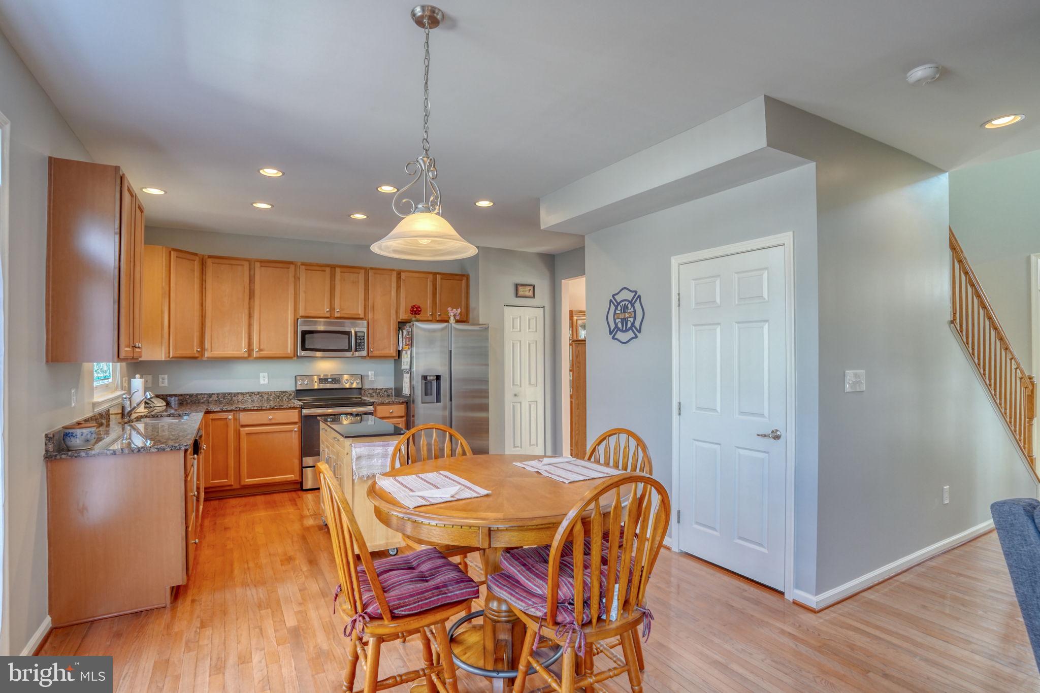 CANNERY VILLAGE - Residential