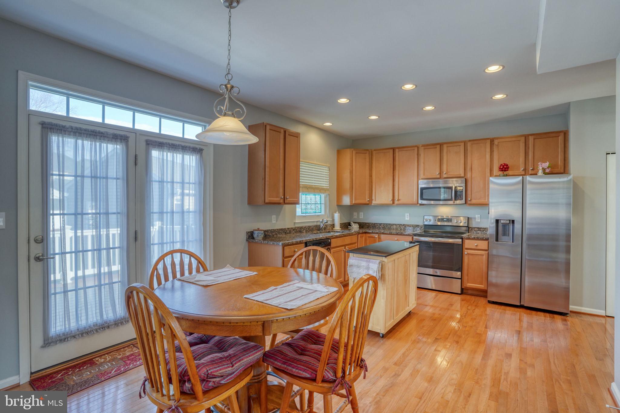 CANNERY VILLAGE - Residential