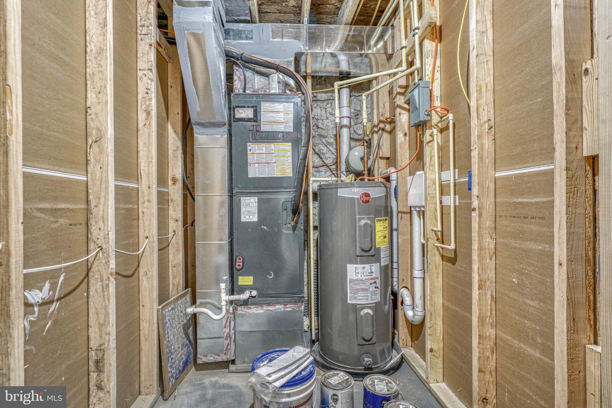 GREENSPRING - Residential