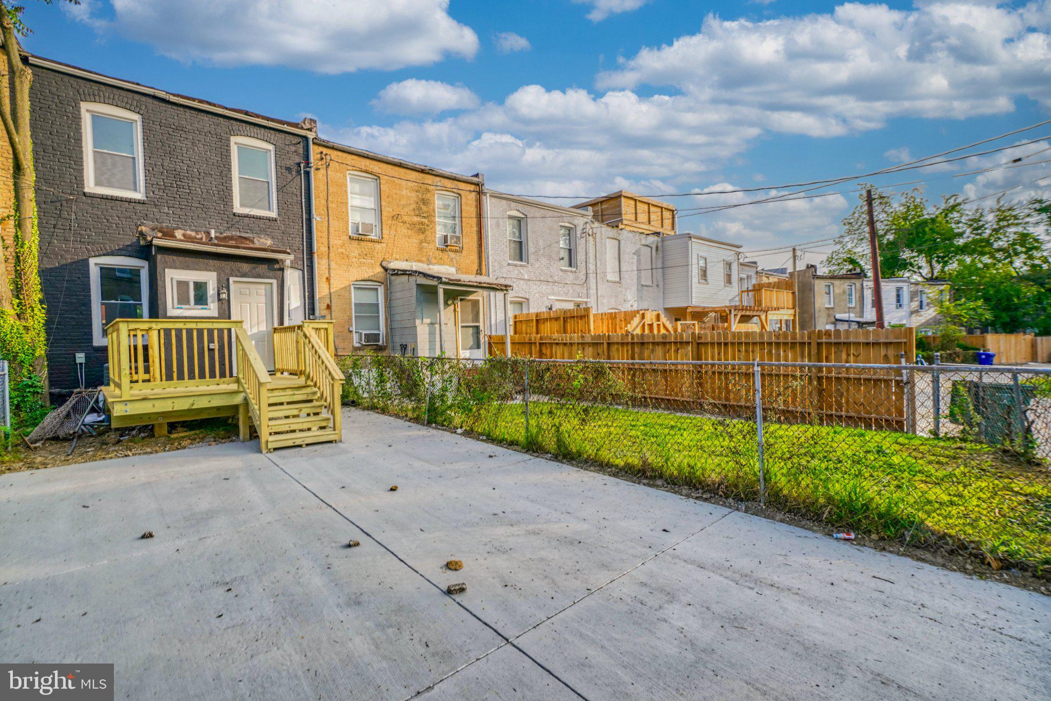 GREENSPRING - Residential