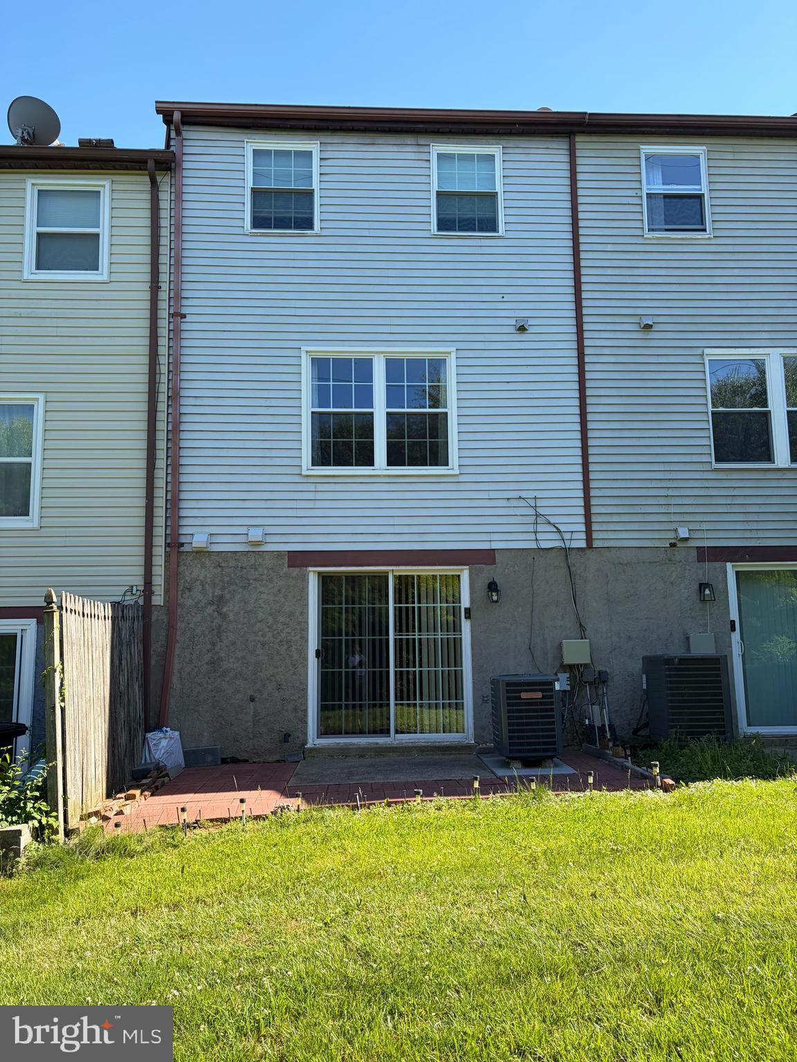 16 GARRISON RIDGE COURT 16