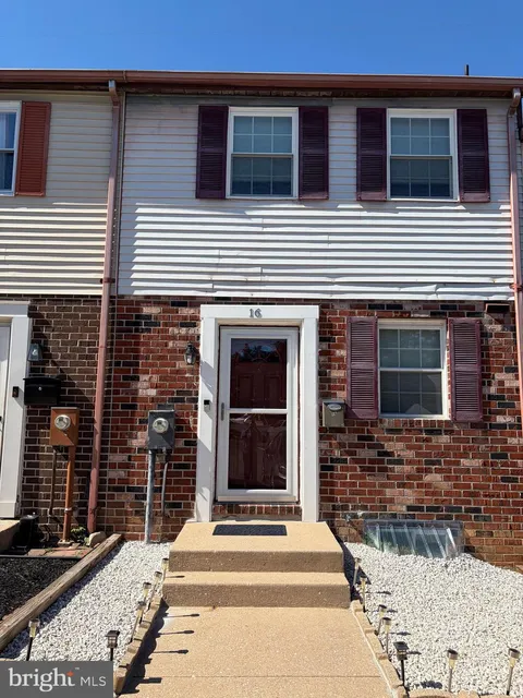 MLS: MDBC2163816