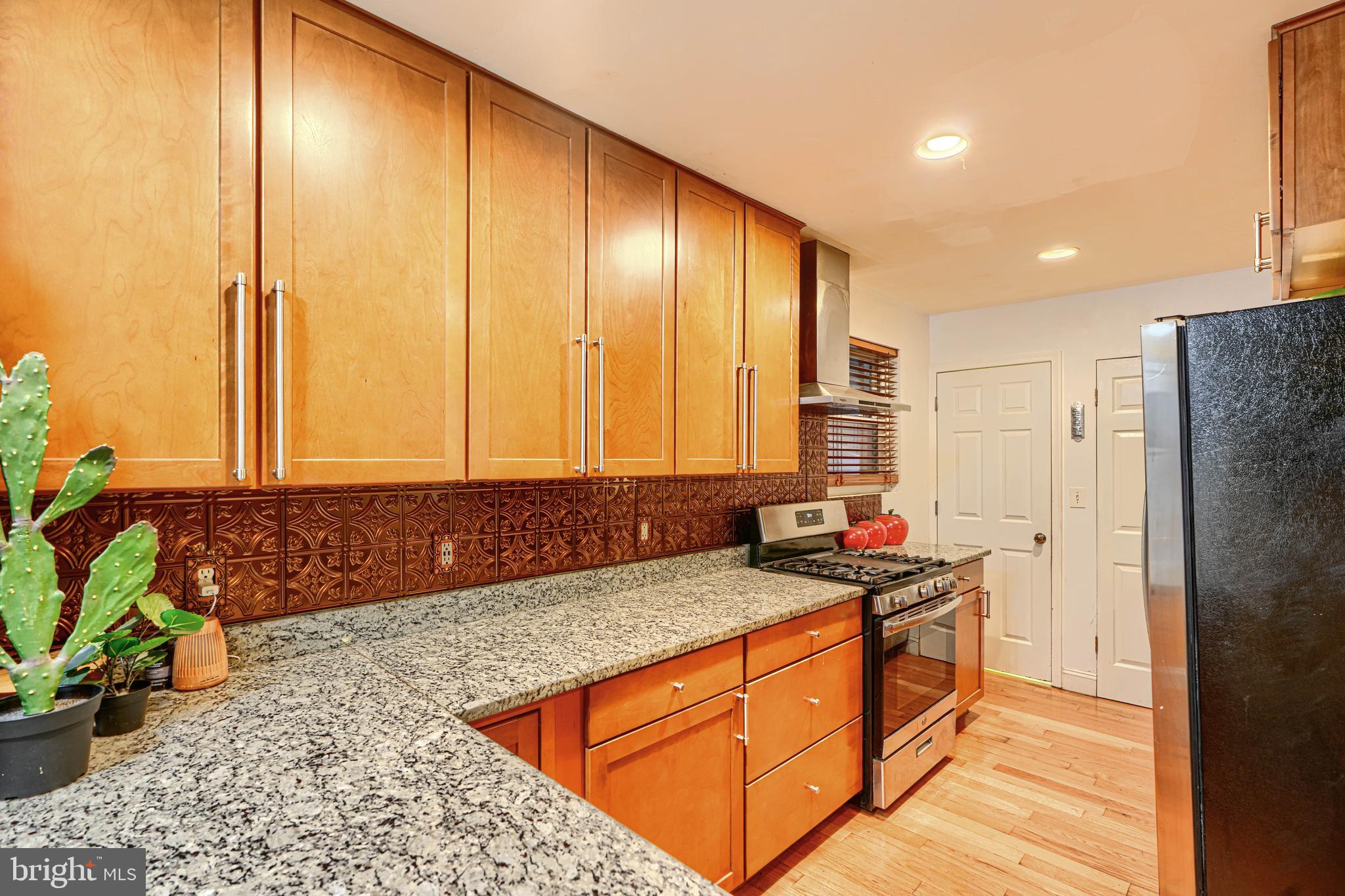 WOODLAWN HEIGHTS - Residential