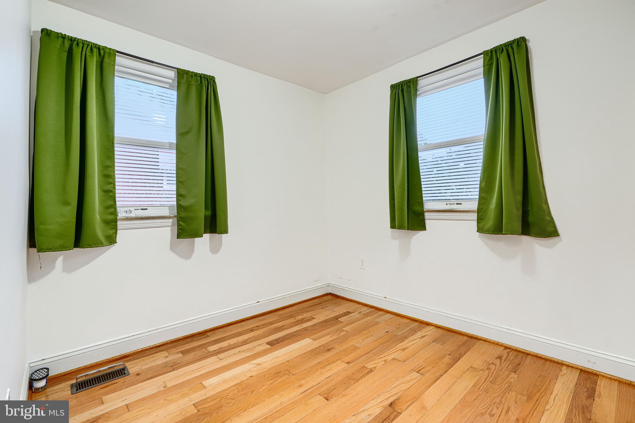 WOODLAWN HEIGHTS - Residential