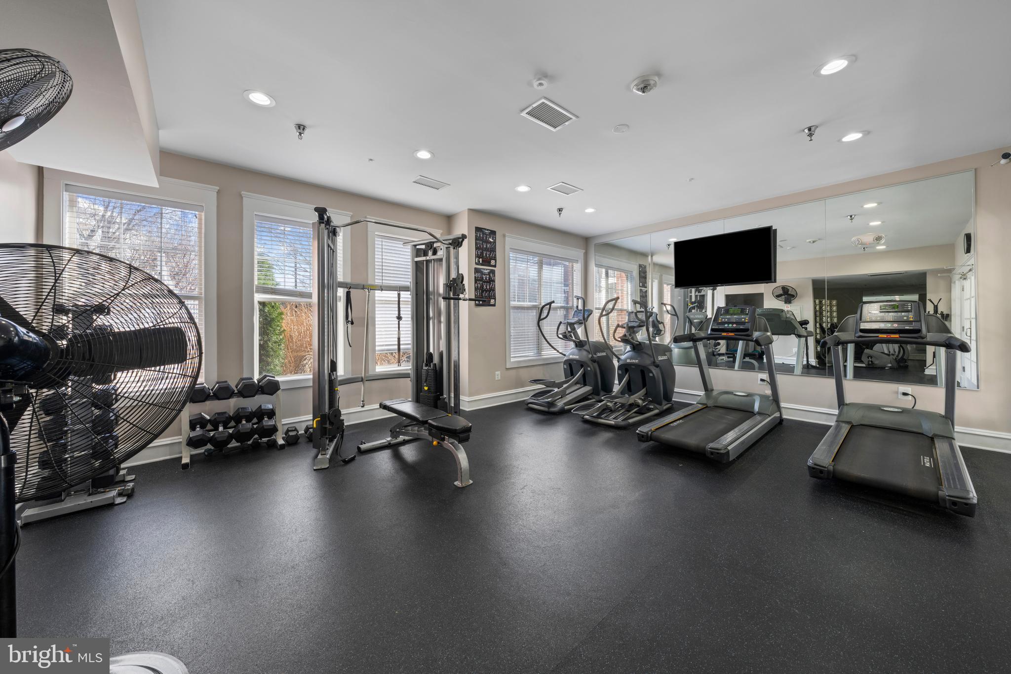 TYSONS CORNER - Residential