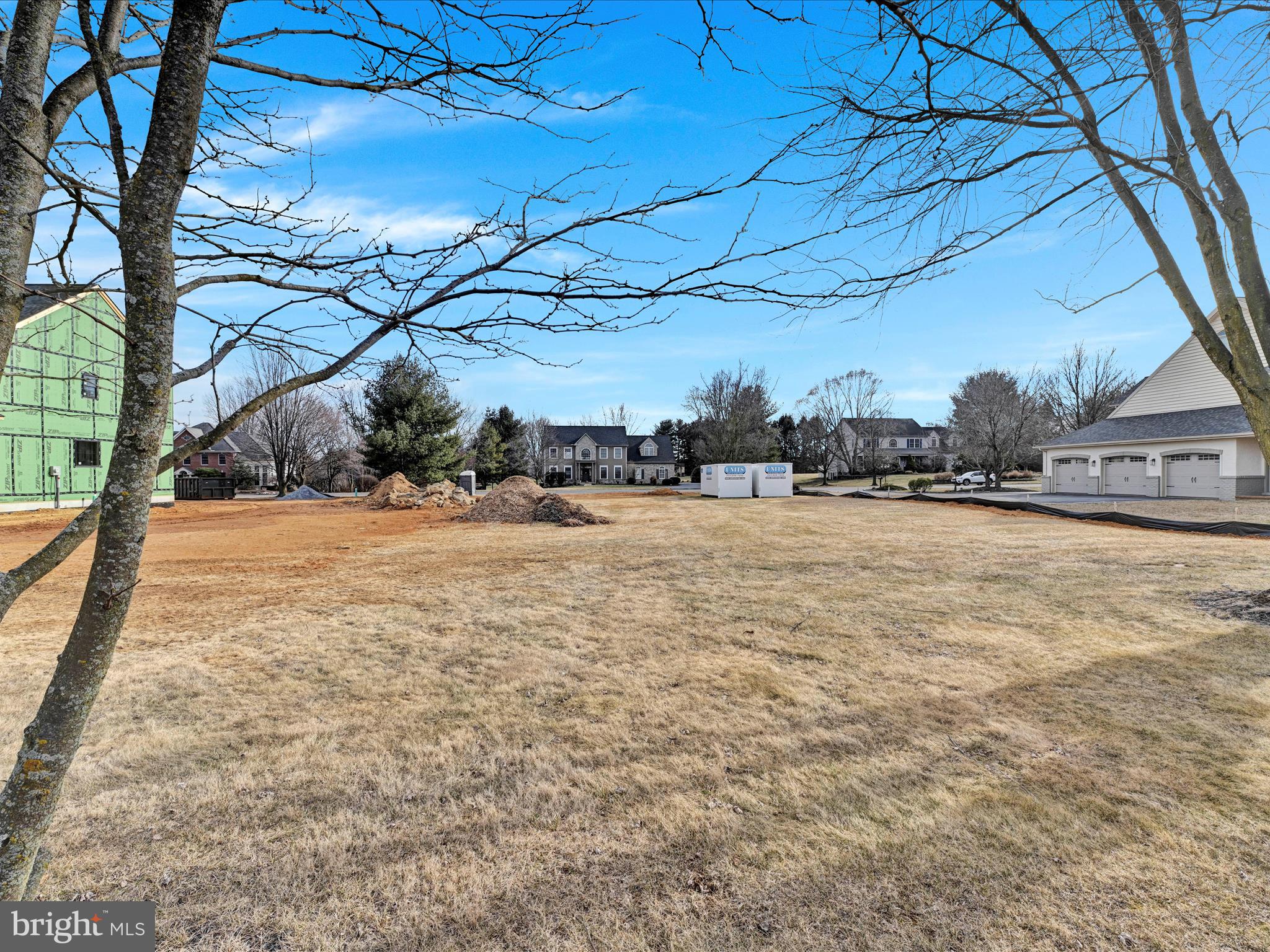 STONEHENGE - Residential