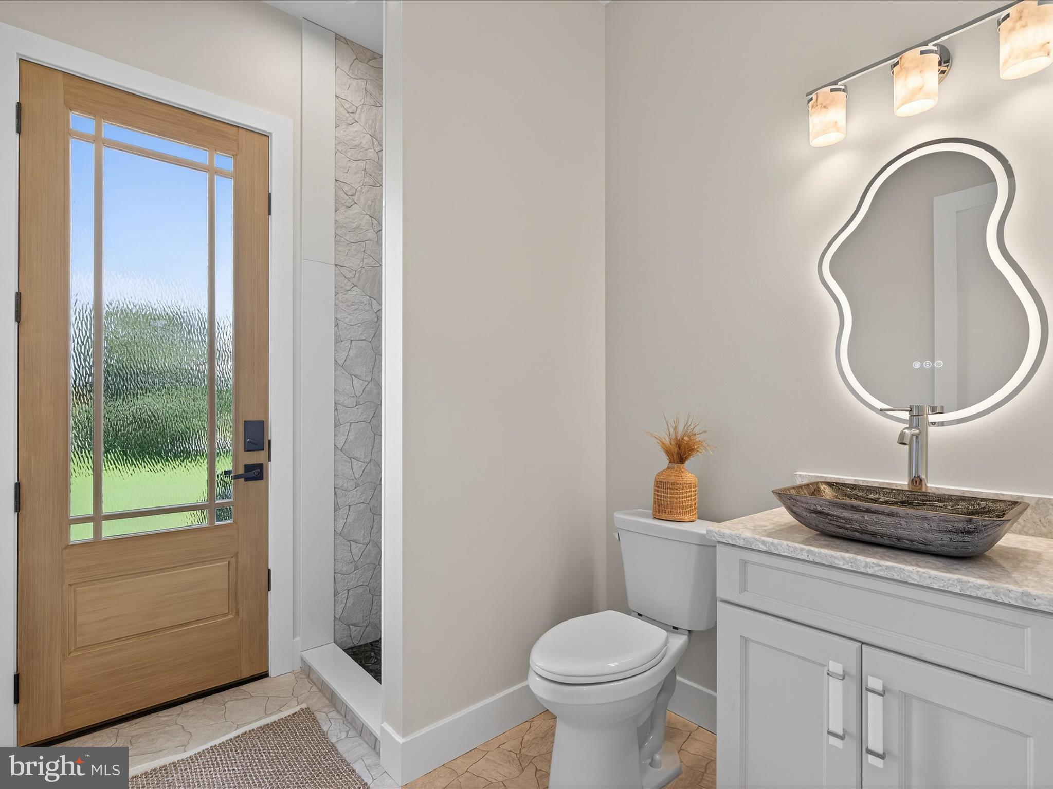 STONEHENGE - Residential