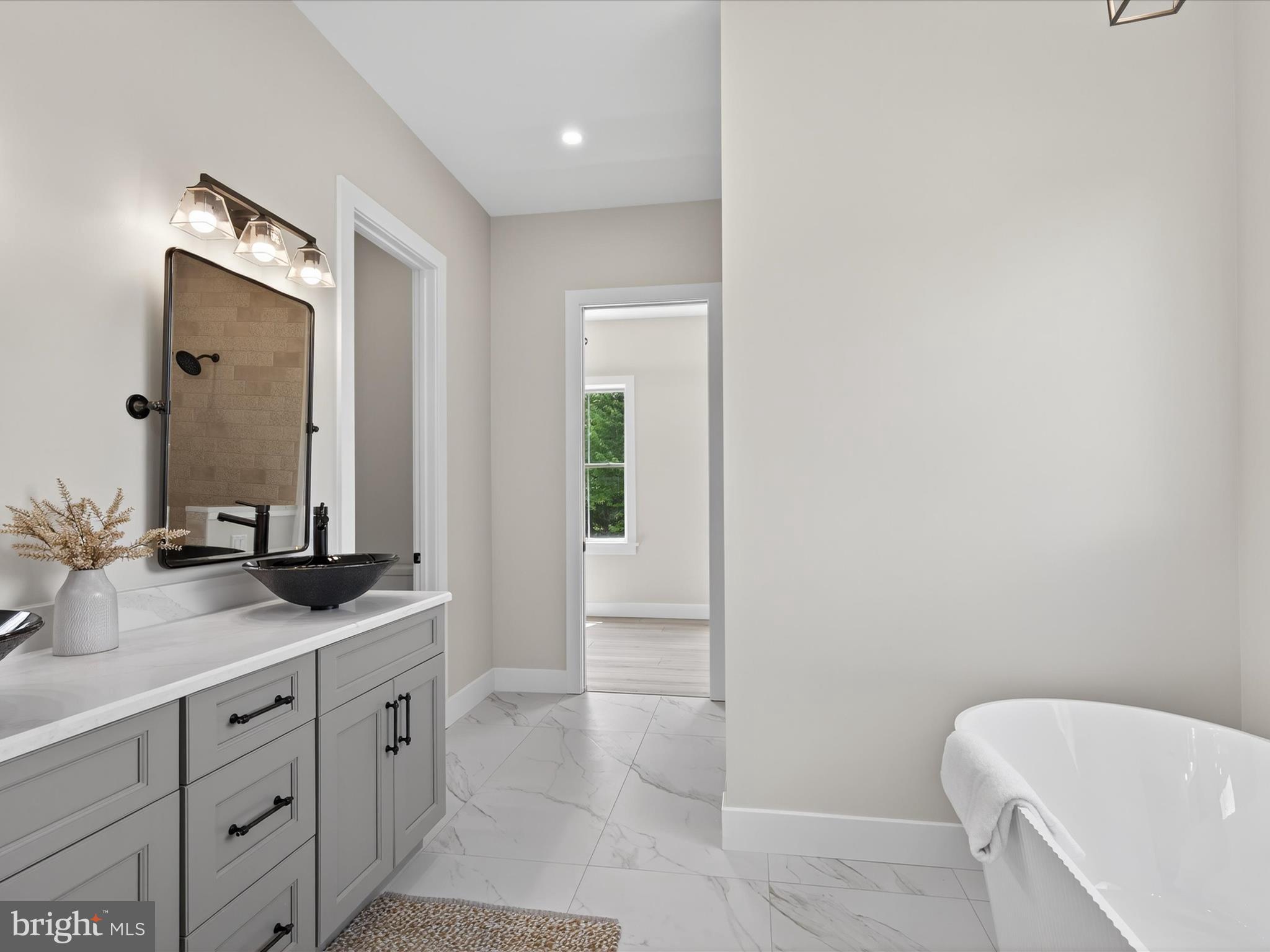 STONEHENGE - Residential