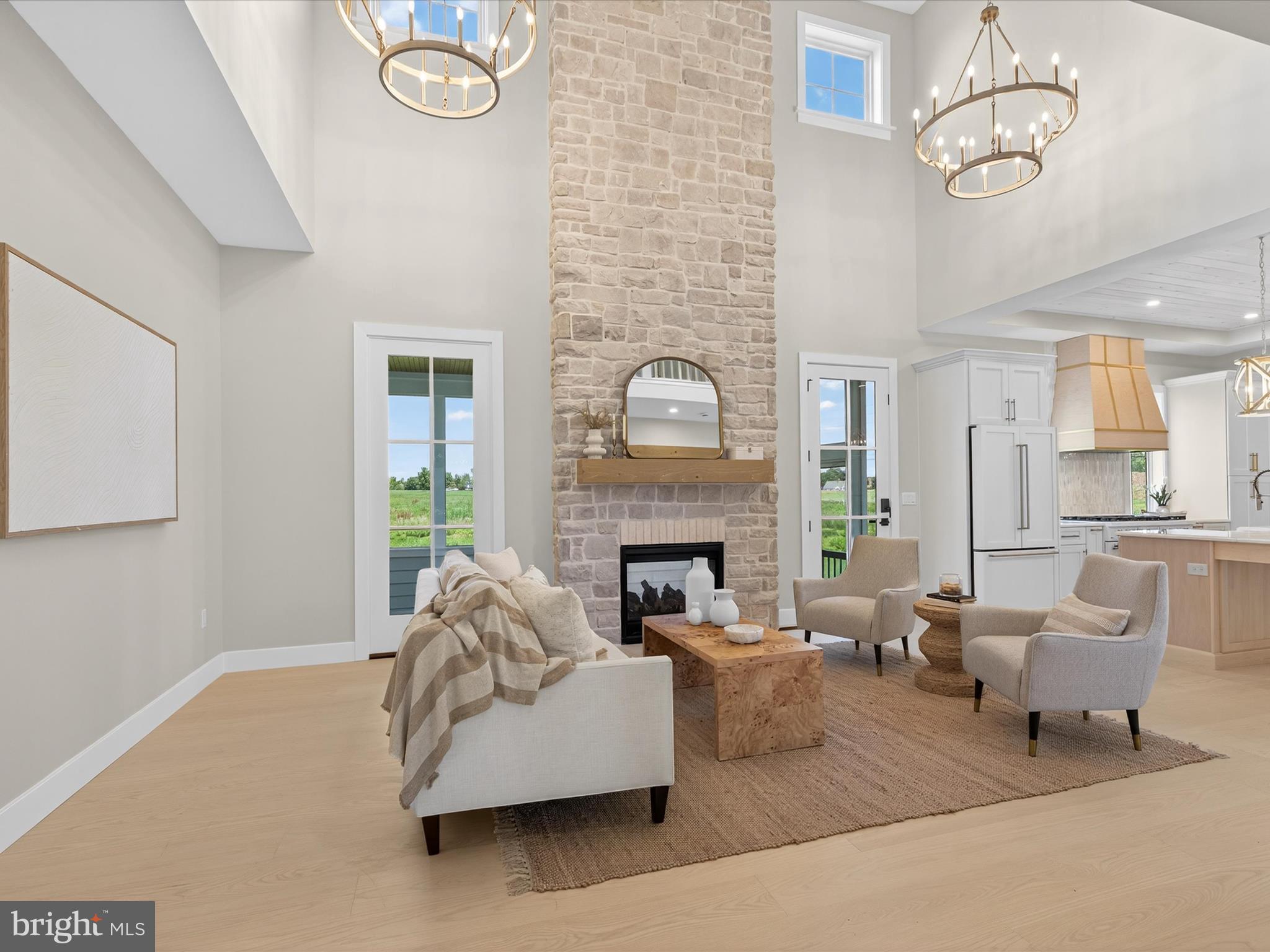 STONEHENGE - Residential