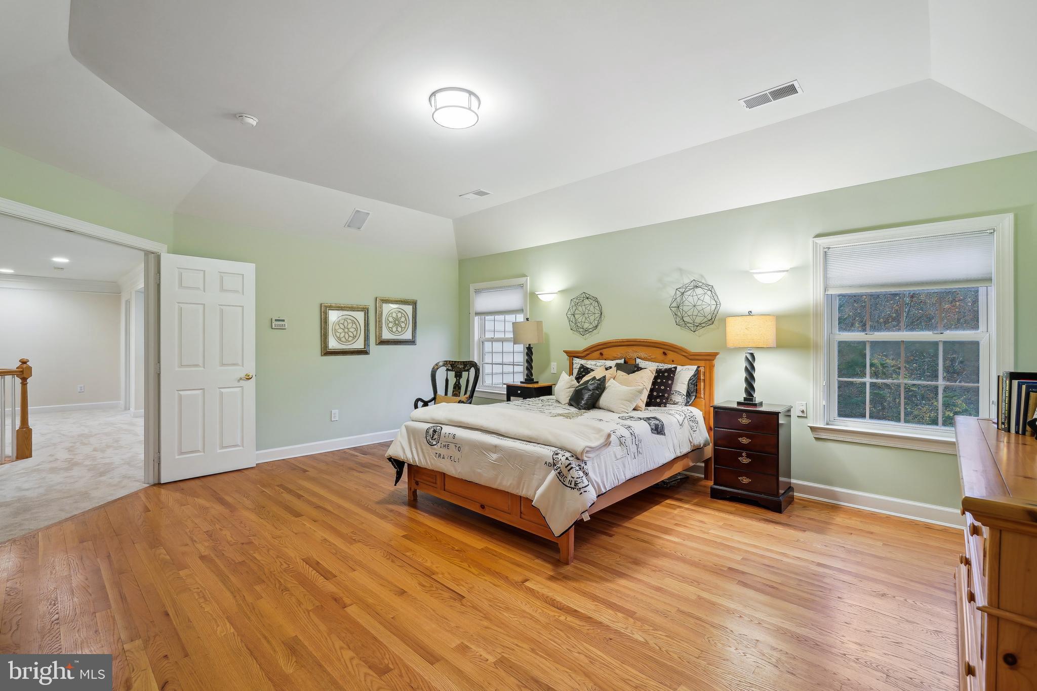 GLEN MEADOWS - Residential