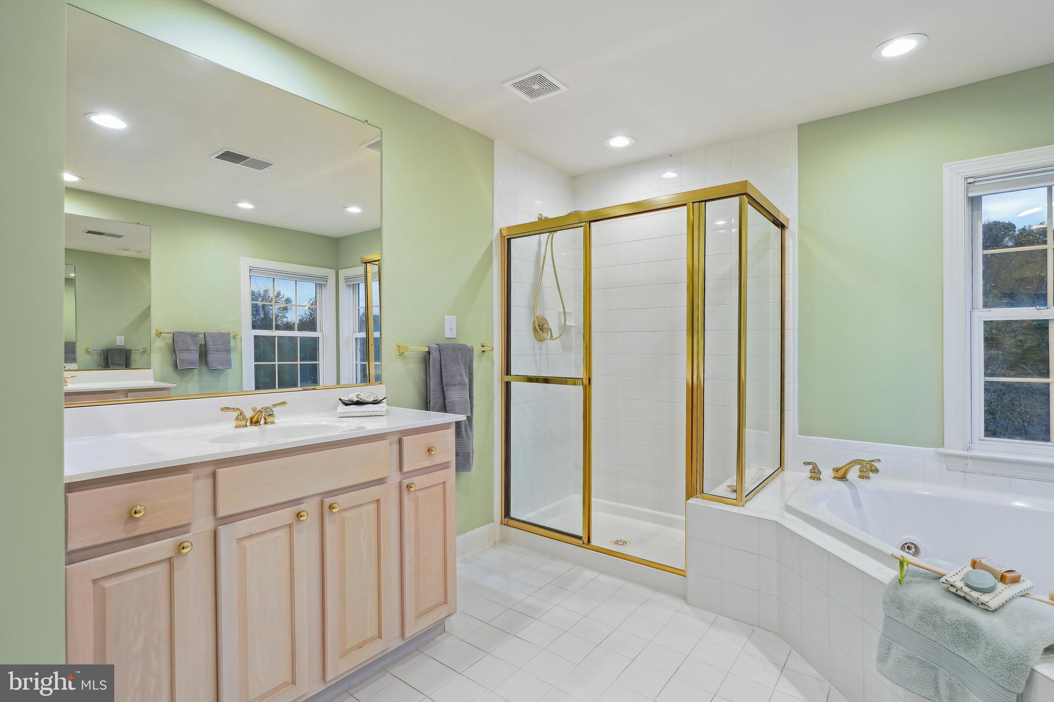 GLEN MEADOWS - Residential