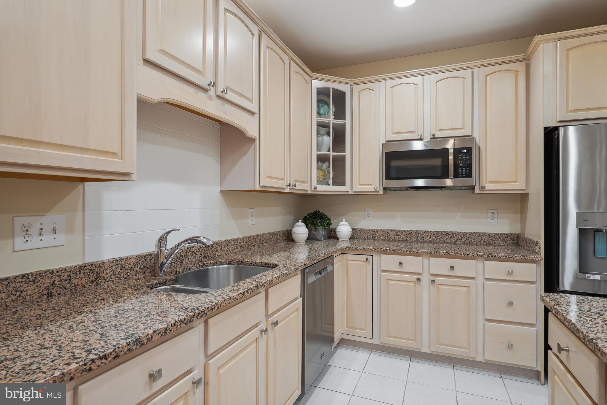 GLEN MEADOWS - Residential