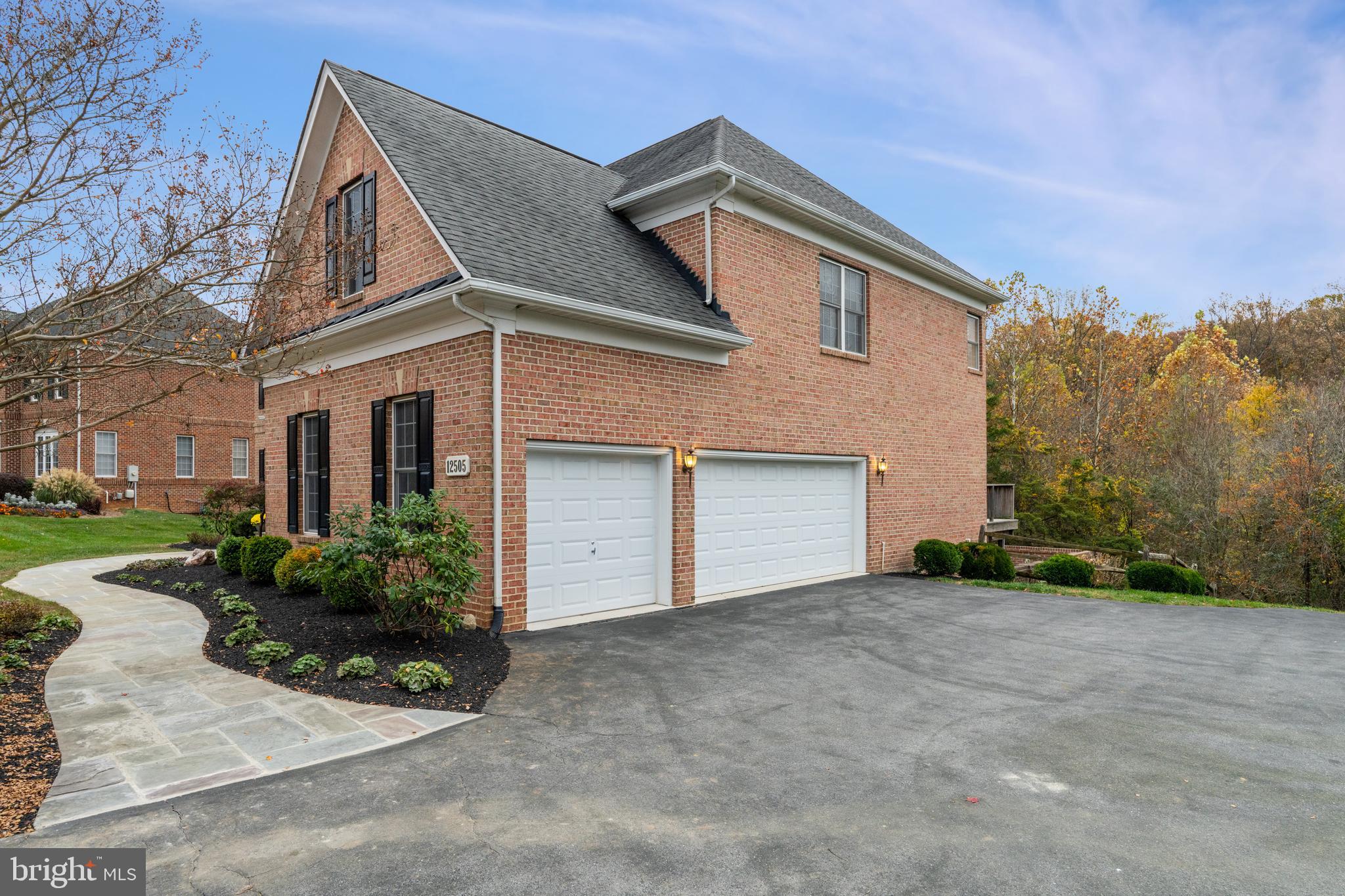 GLEN MEADOWS - Residential