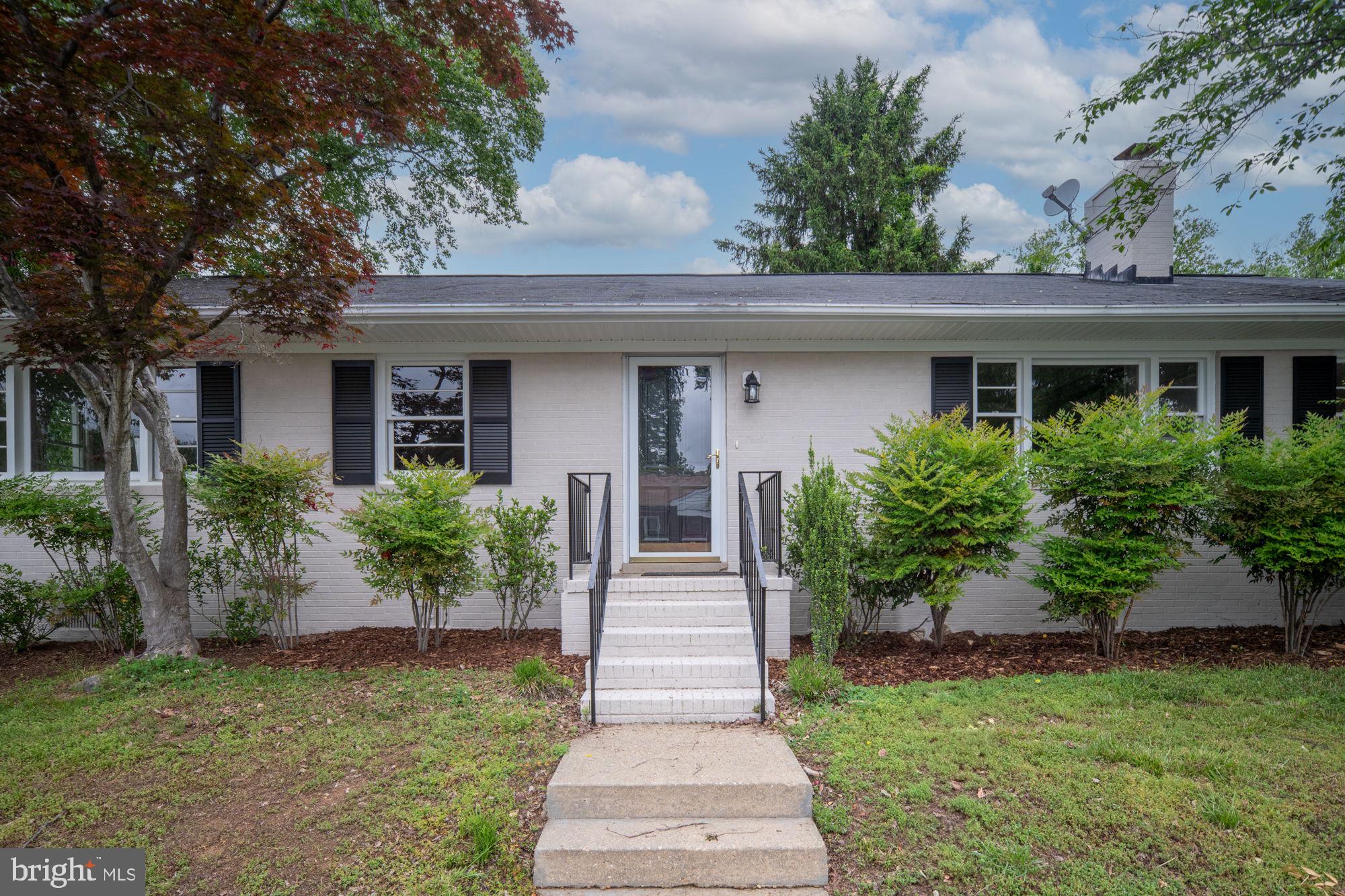 COLLEGE HEIGHTS - Residential