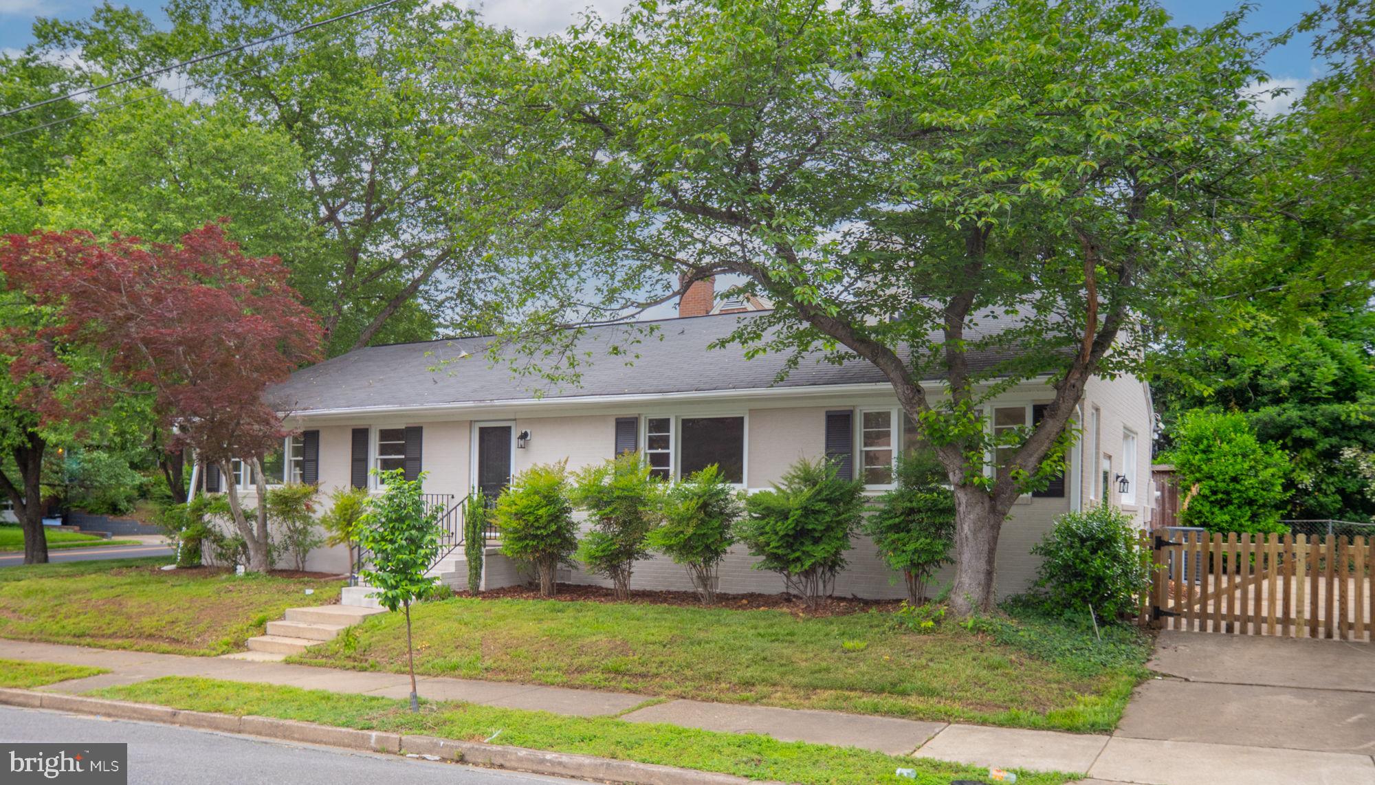 COLLEGE HEIGHTS - Residential