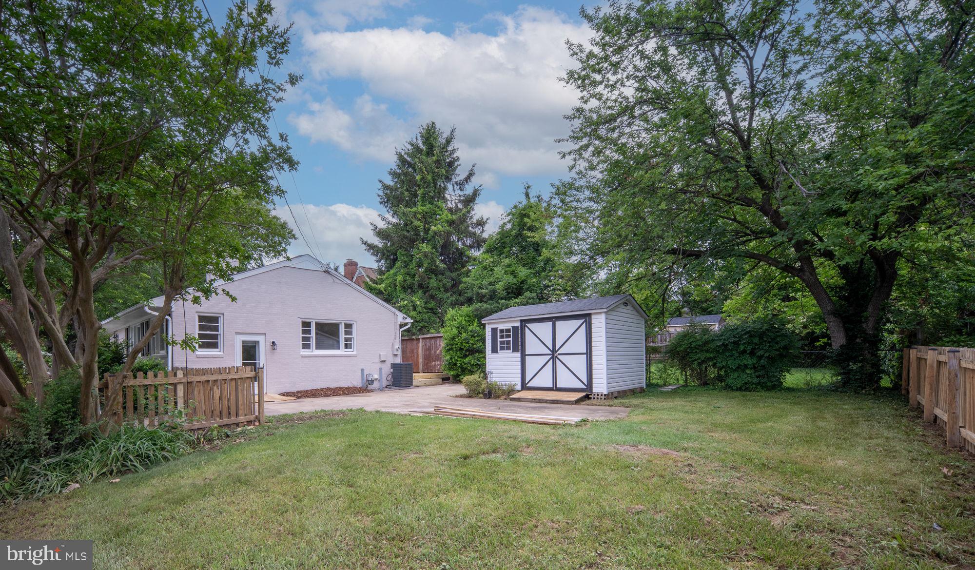 COLLEGE HEIGHTS - Residential