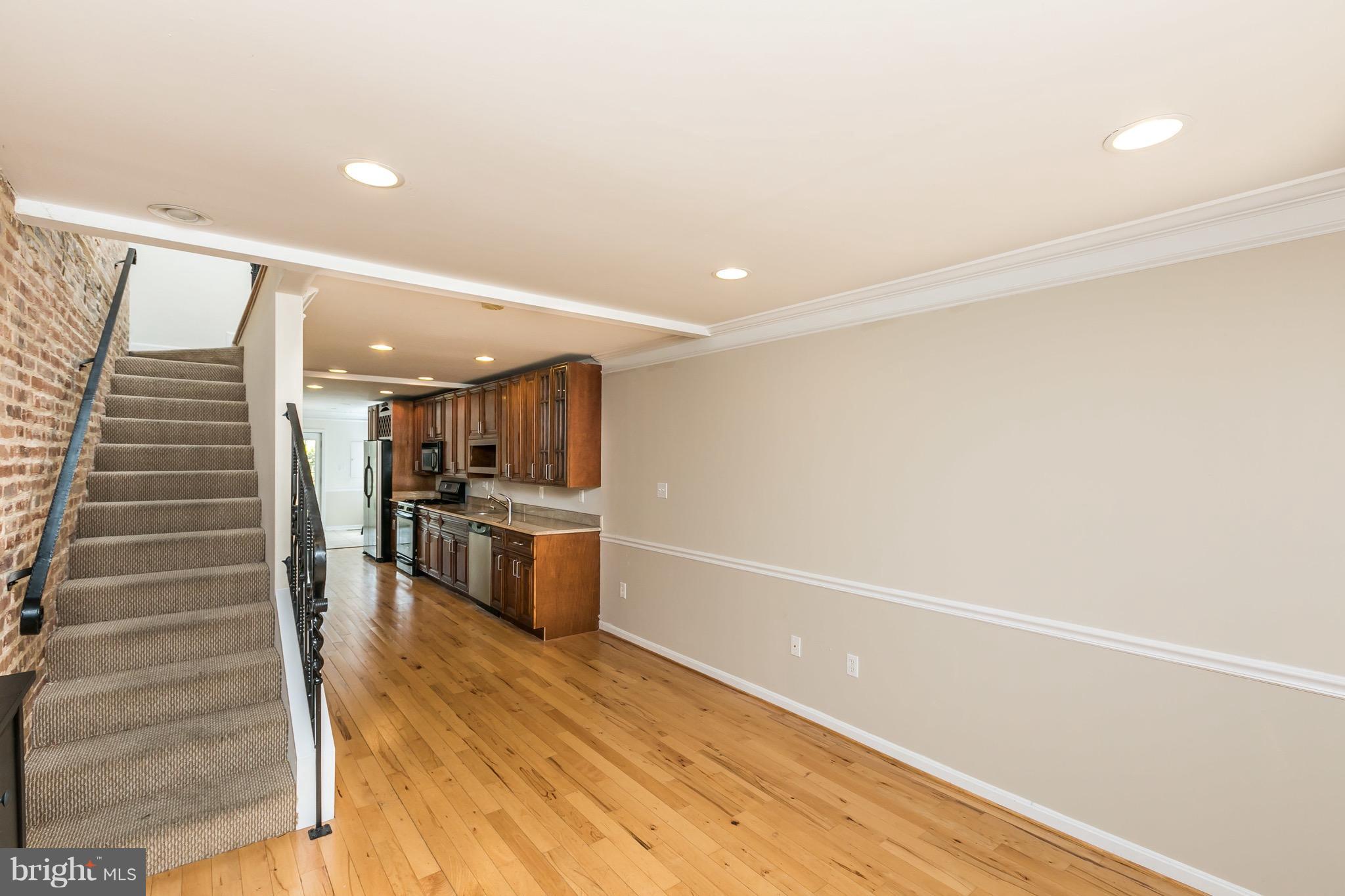 WASHINGTON VILLAGE - Residential