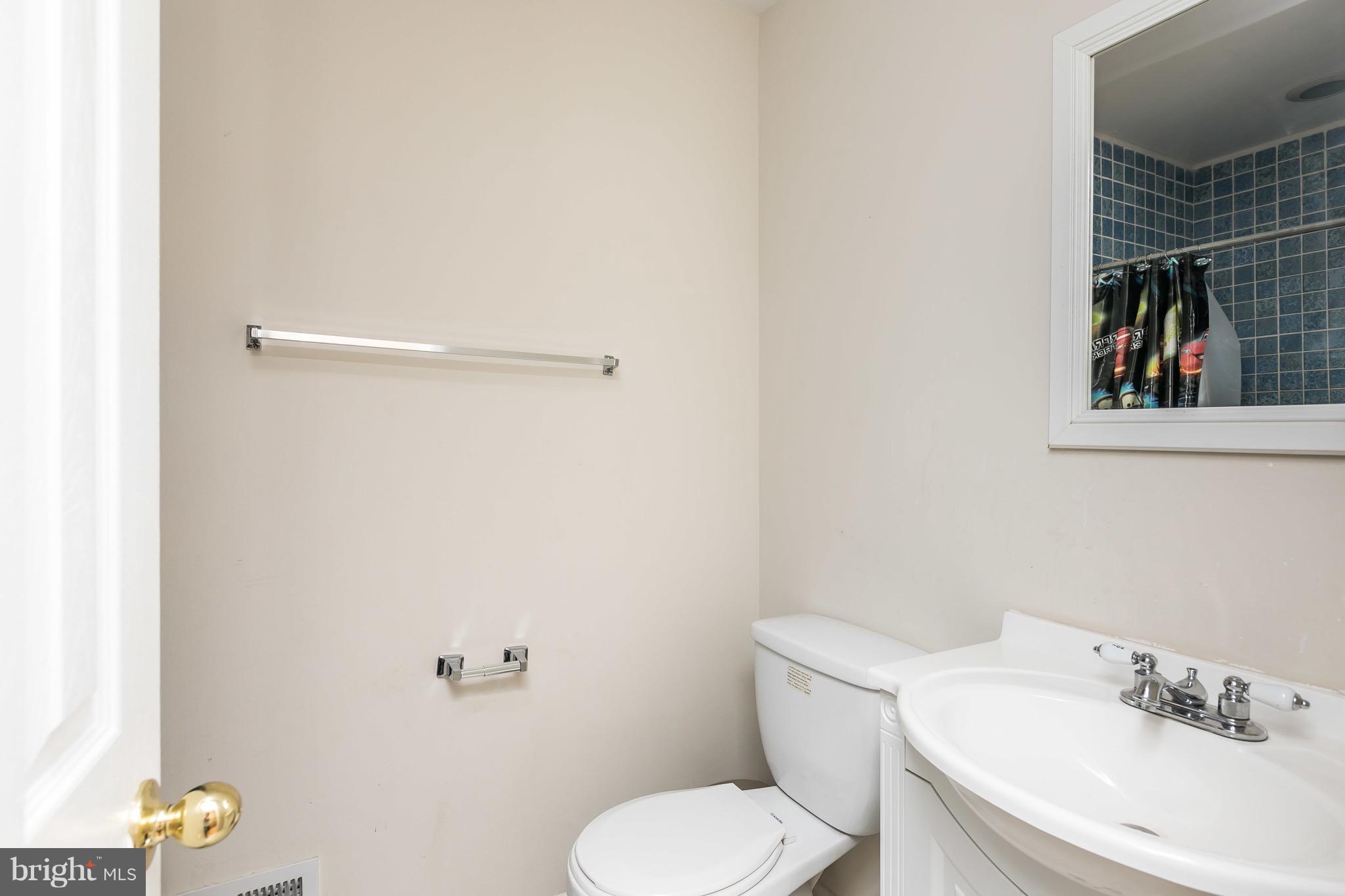 WASHINGTON VILLAGE - Residential