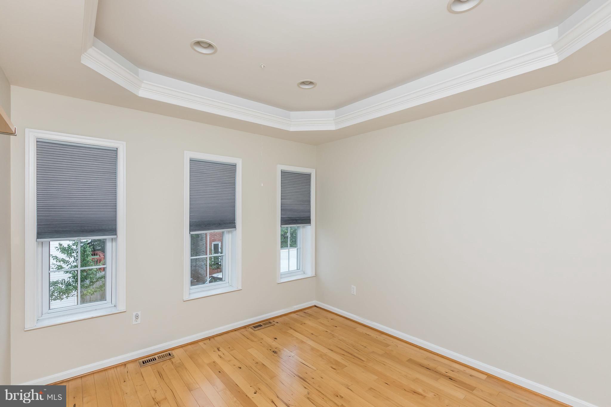 WASHINGTON VILLAGE - Residential