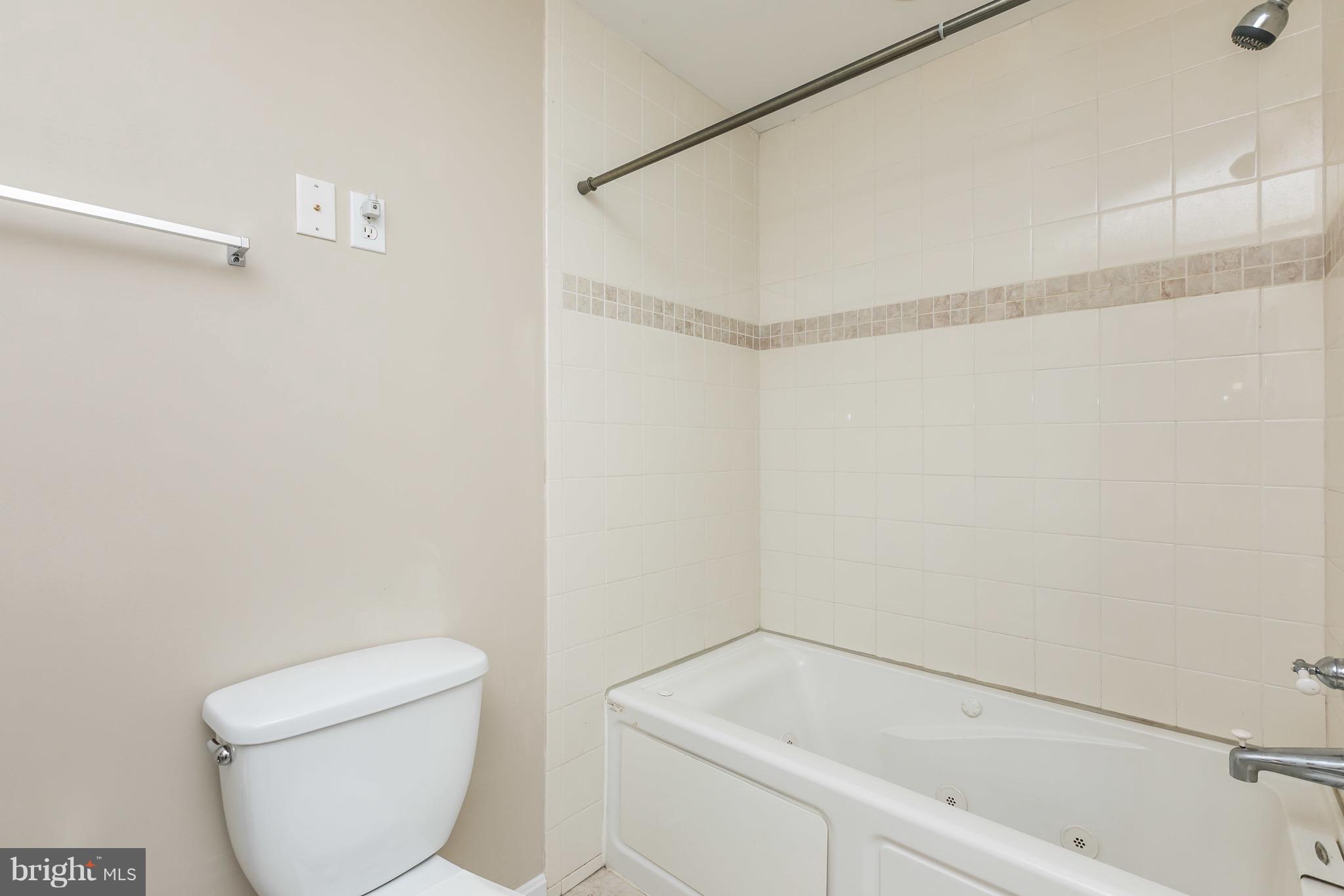 WASHINGTON VILLAGE - Residential