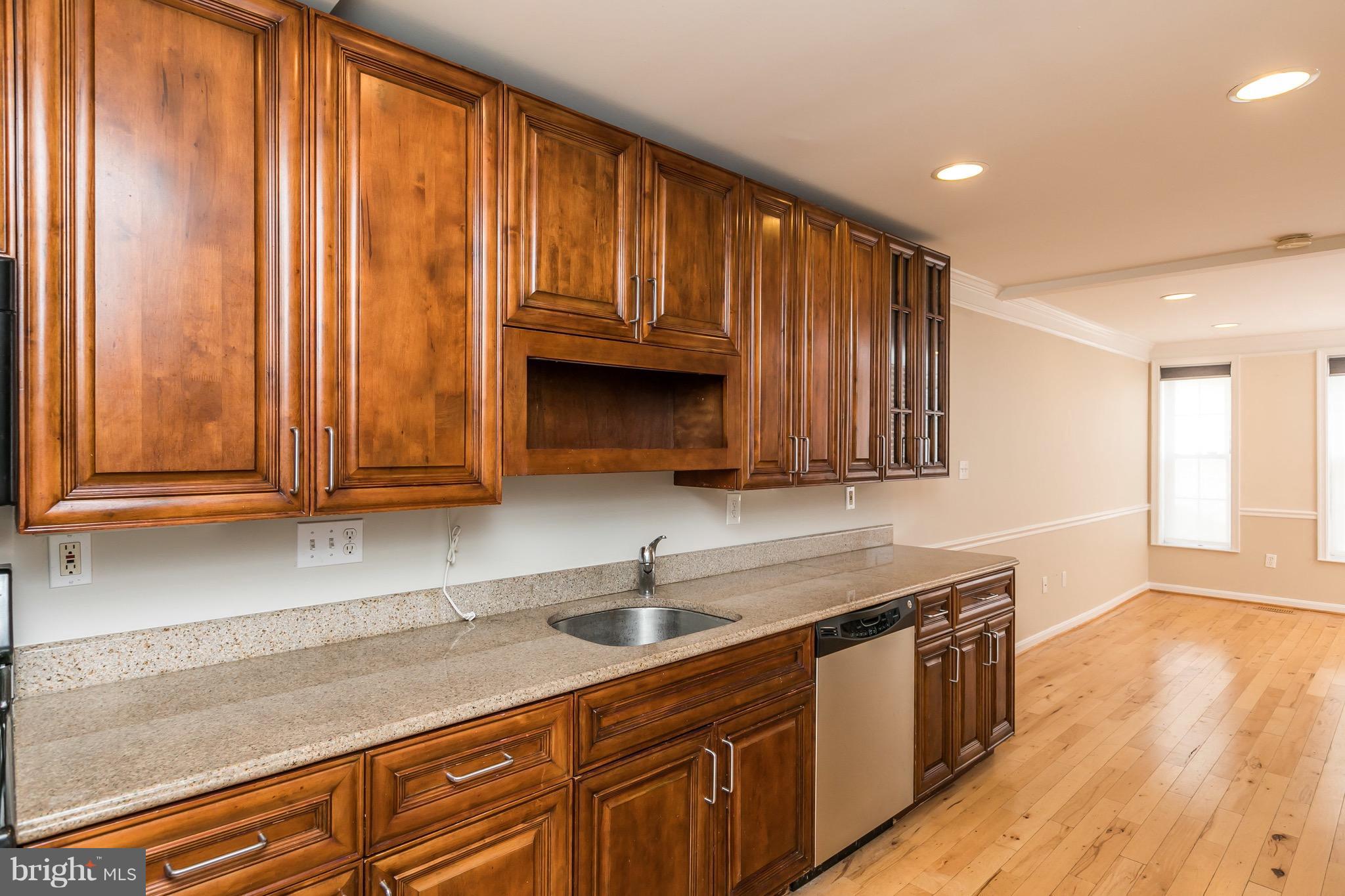 WASHINGTON VILLAGE - Residential