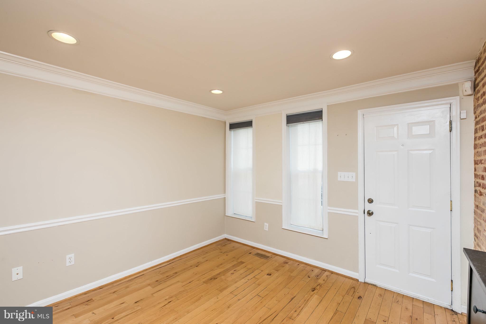 WASHINGTON VILLAGE - Residential