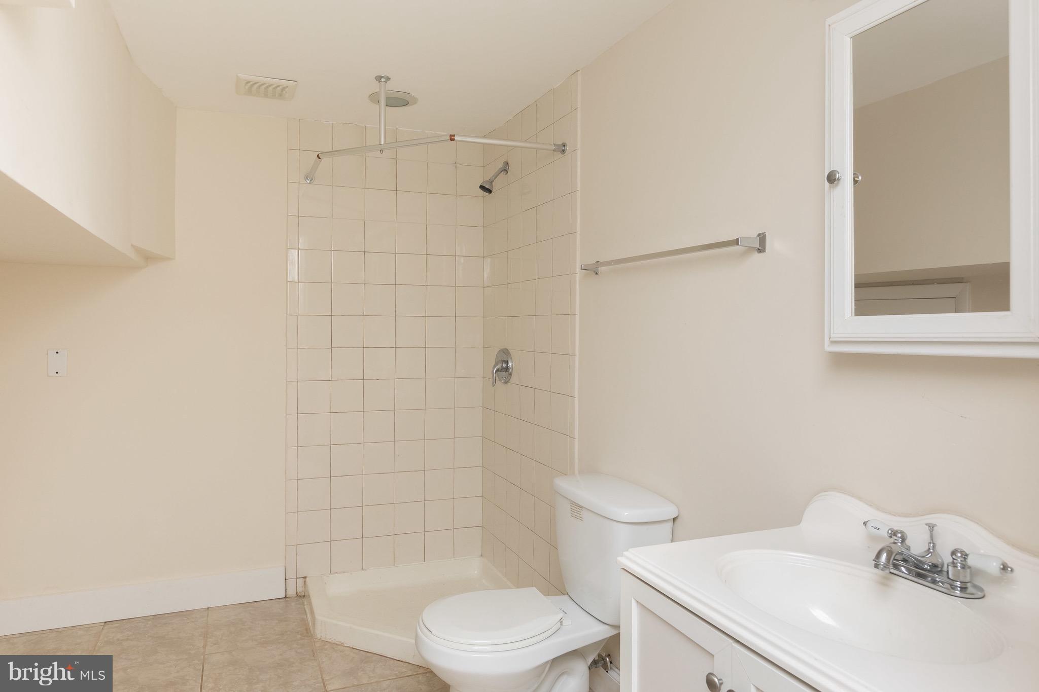 WASHINGTON VILLAGE - Residential