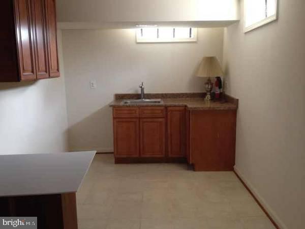 9634 BLAKE LANE