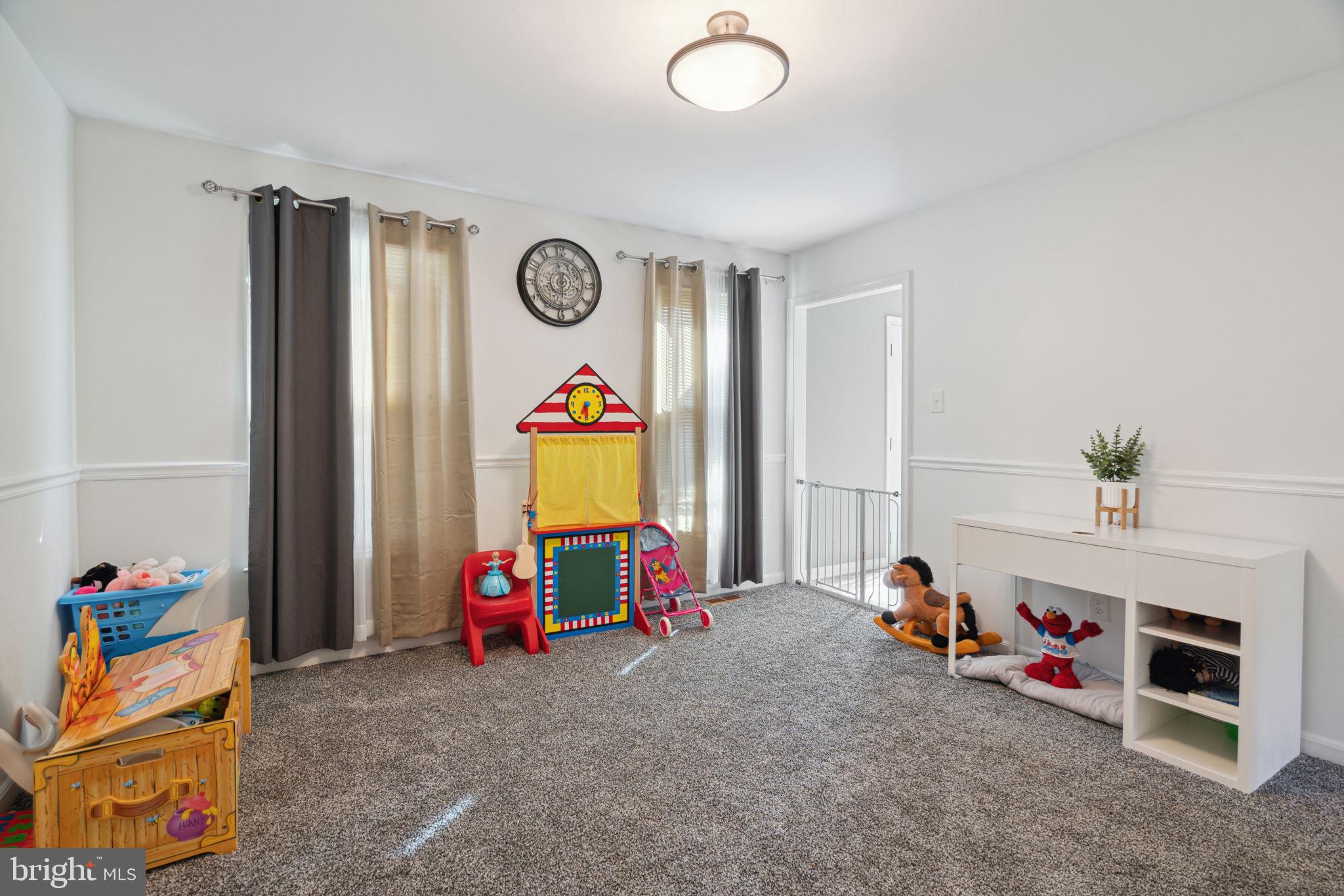 SUTTON WOODS - Residential