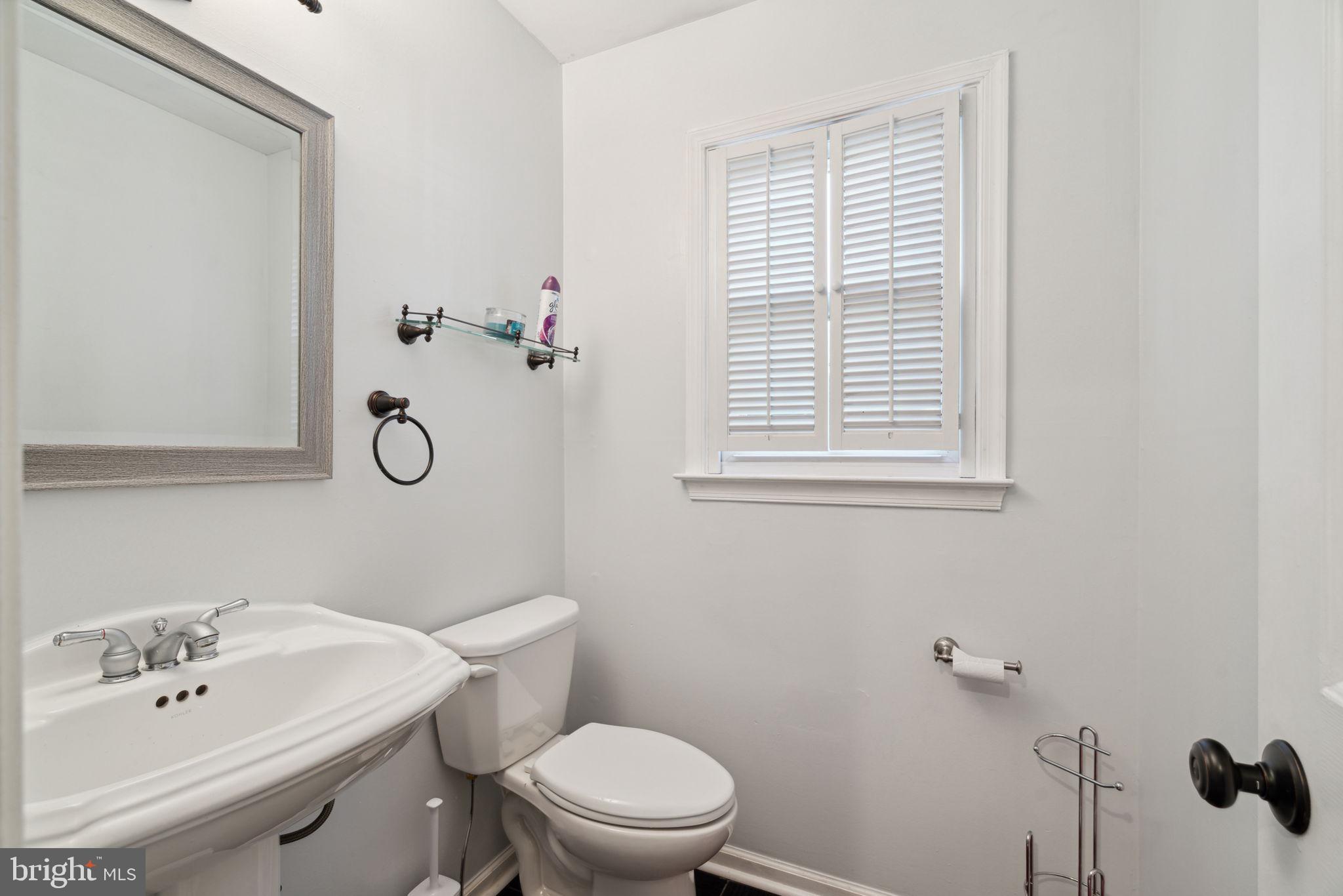 SUTTON WOODS - Residential