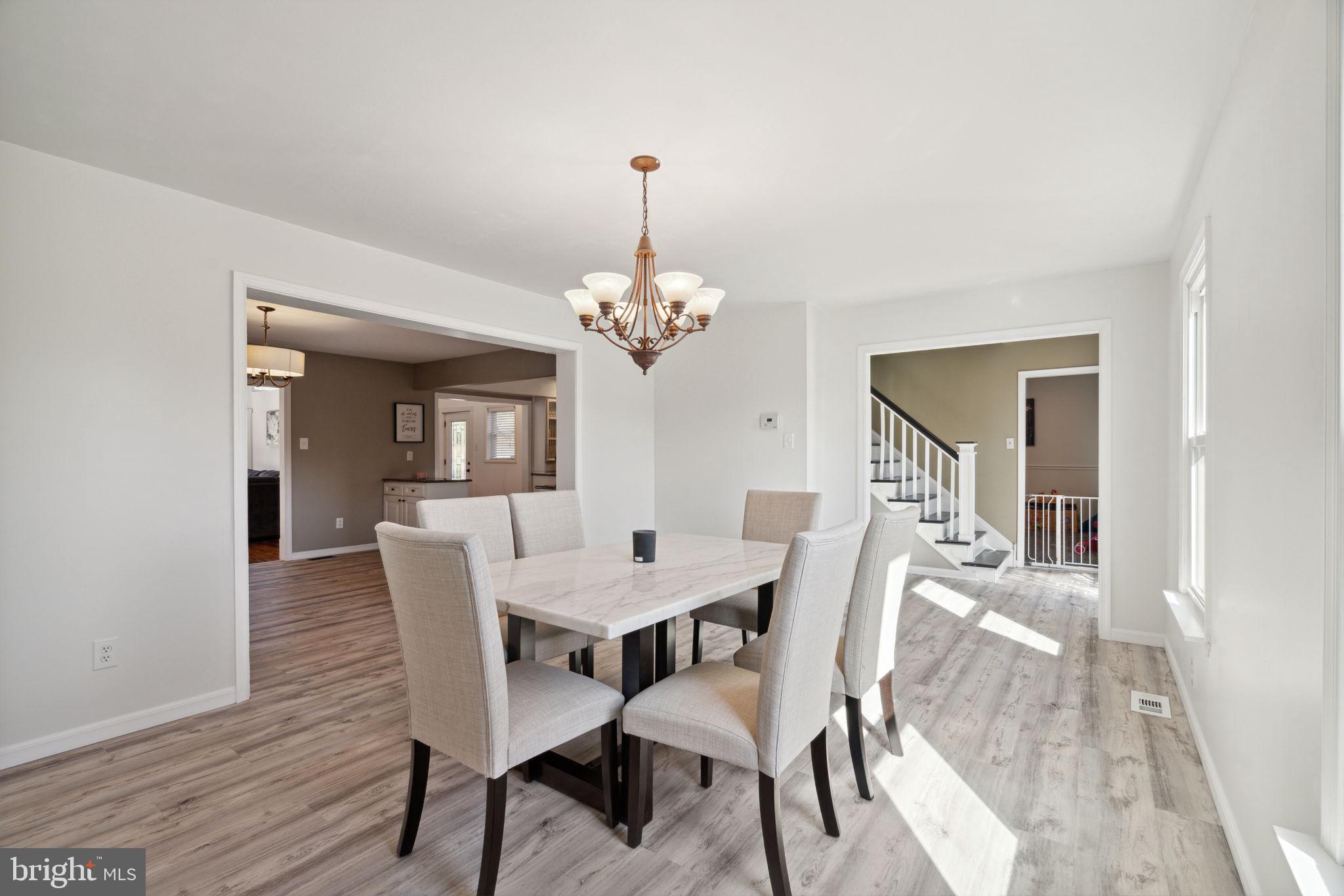 SUTTON WOODS - Residential