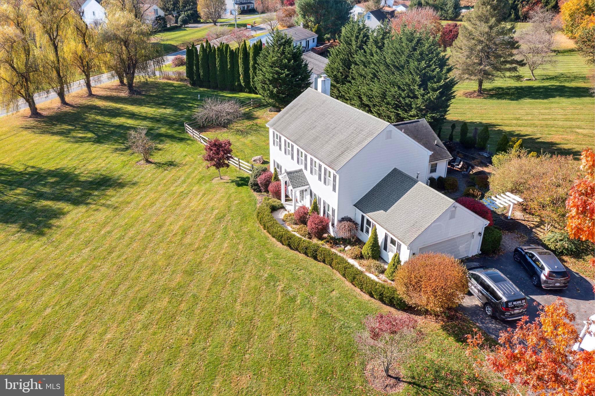 SUTTON WOODS - Residential