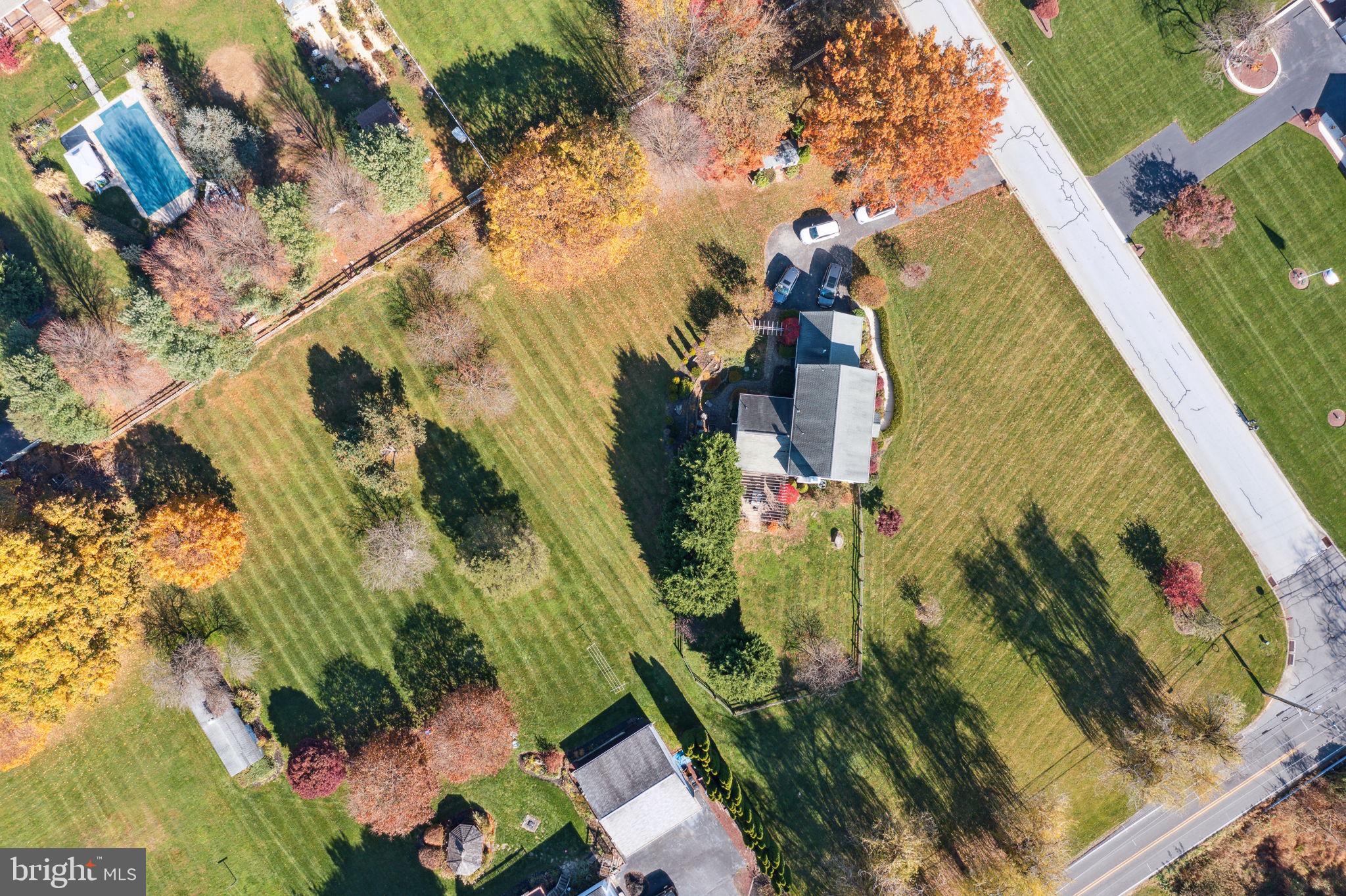 SUTTON WOODS - Residential