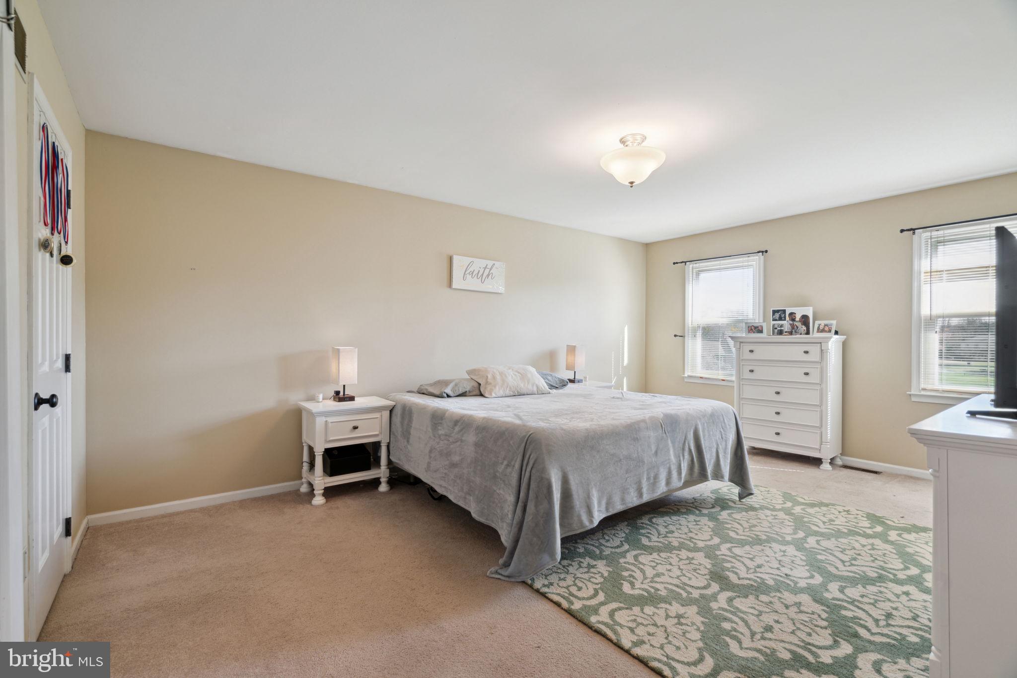 SUTTON WOODS - Residential