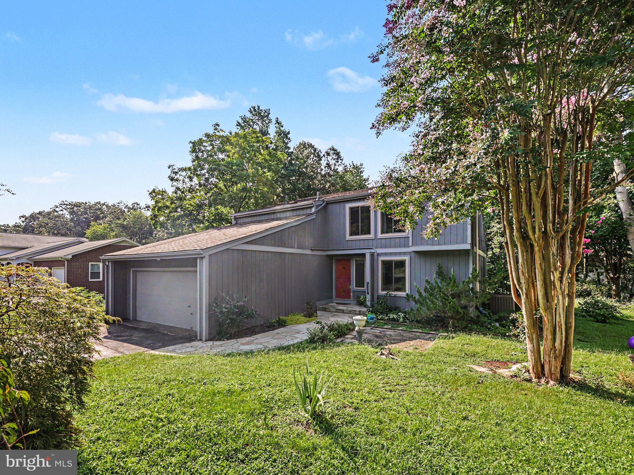 415 COLLINGWOOD DRIVE