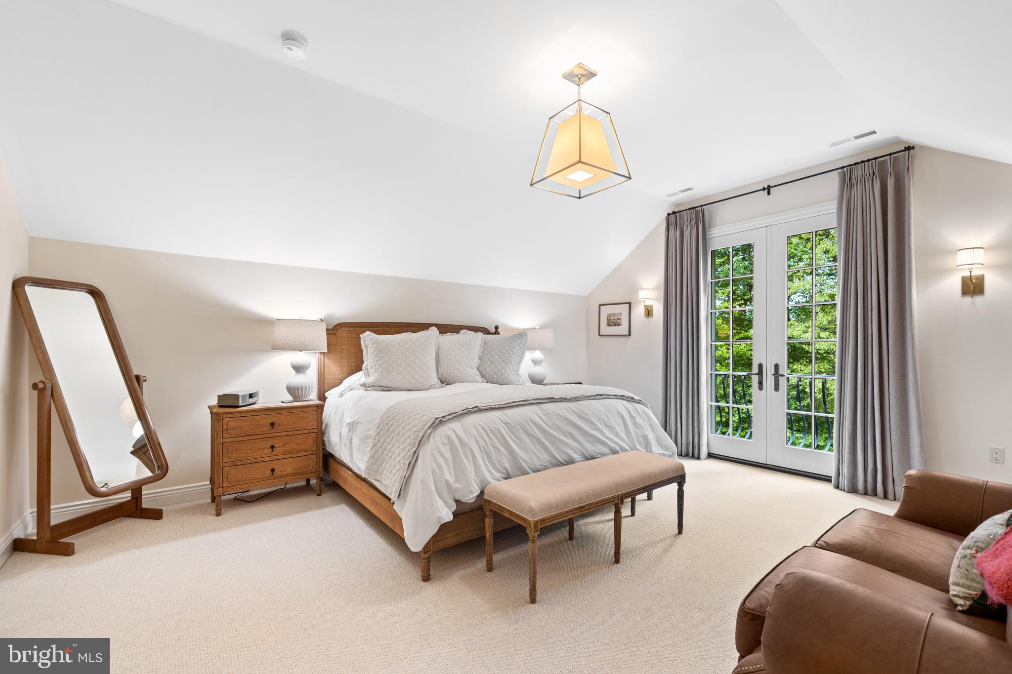 CAVES VALLEY GOLF CLUB - Residential