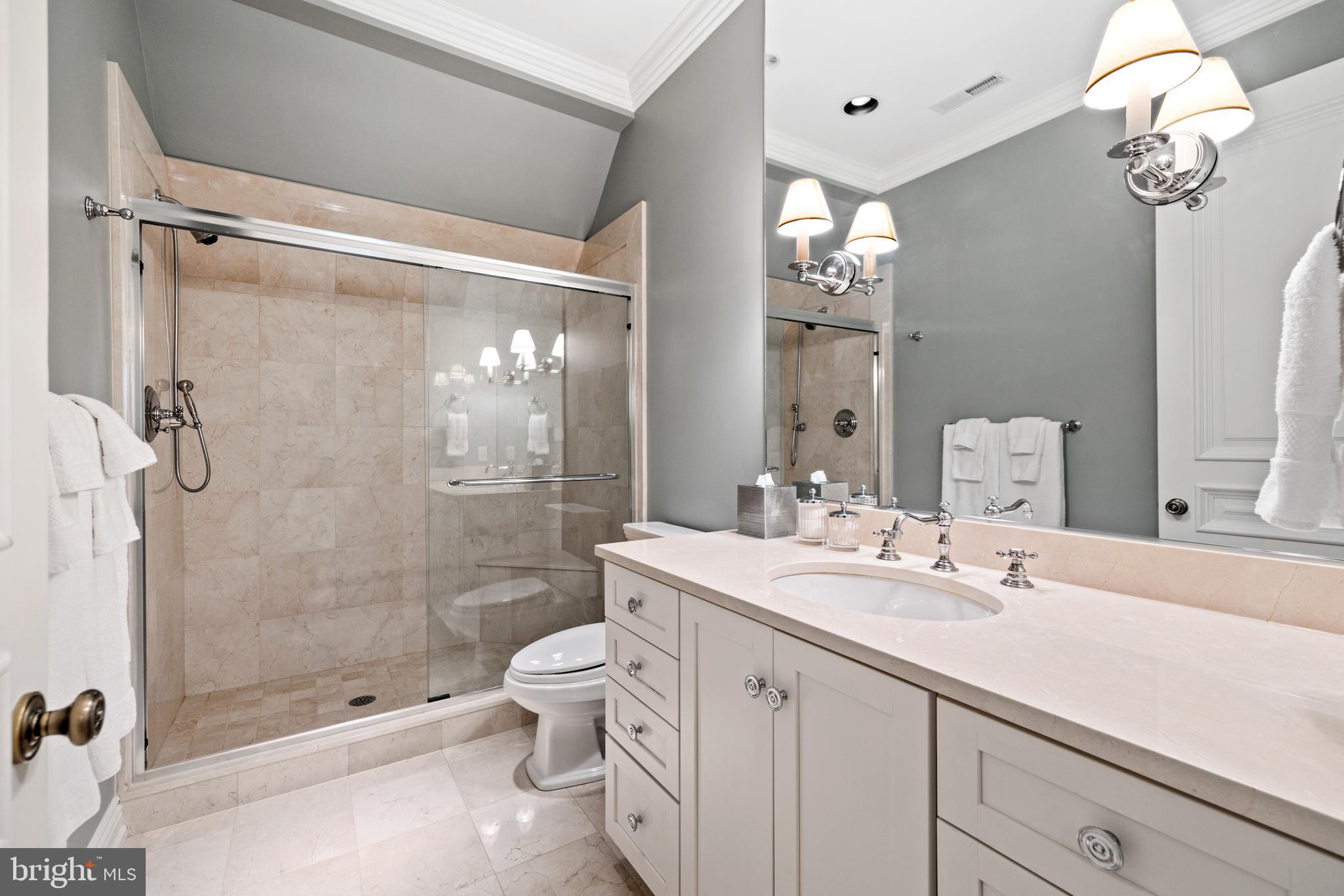 CAVES VALLEY GOLF CLUB - Residential