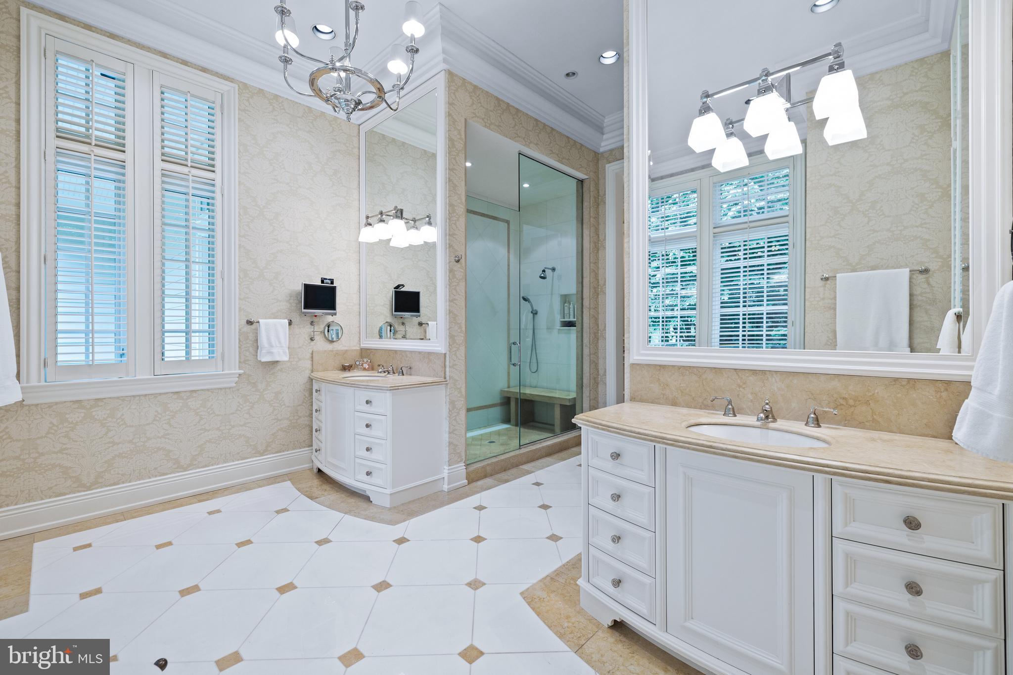 CAVES VALLEY GOLF CLUB - Residential