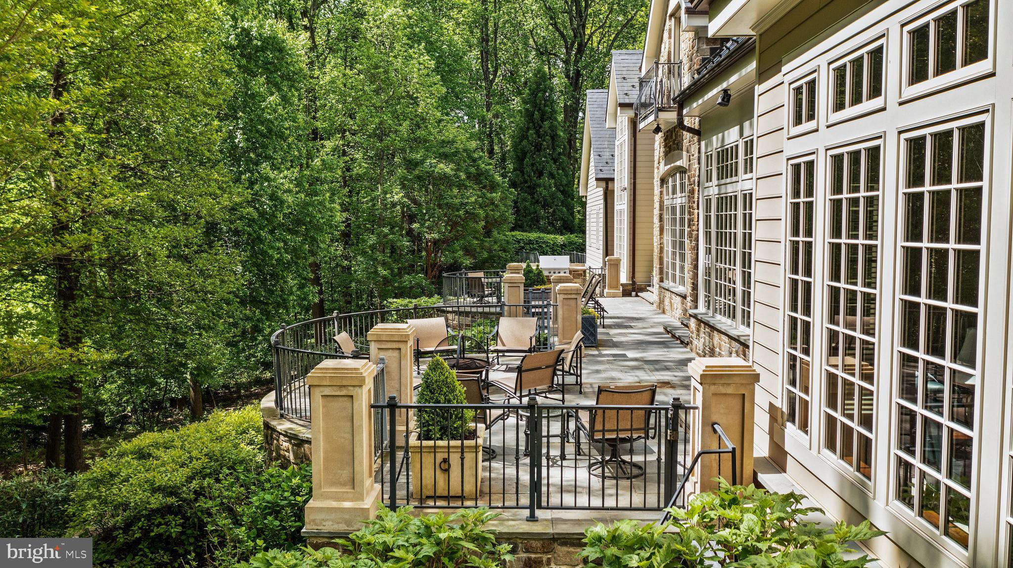 CAVES VALLEY GOLF CLUB - Residential