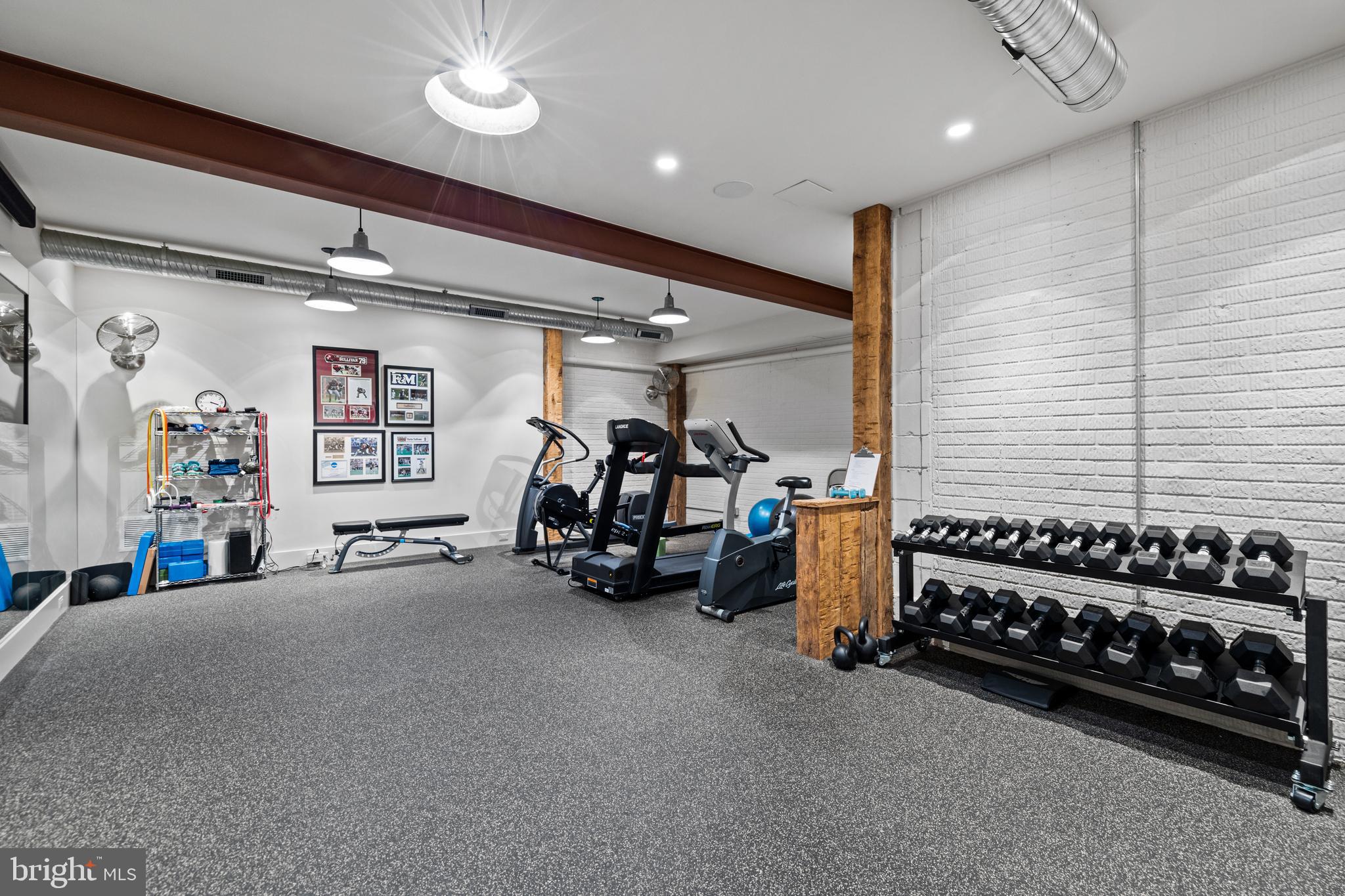 CAVES VALLEY GOLF CLUB - Residential