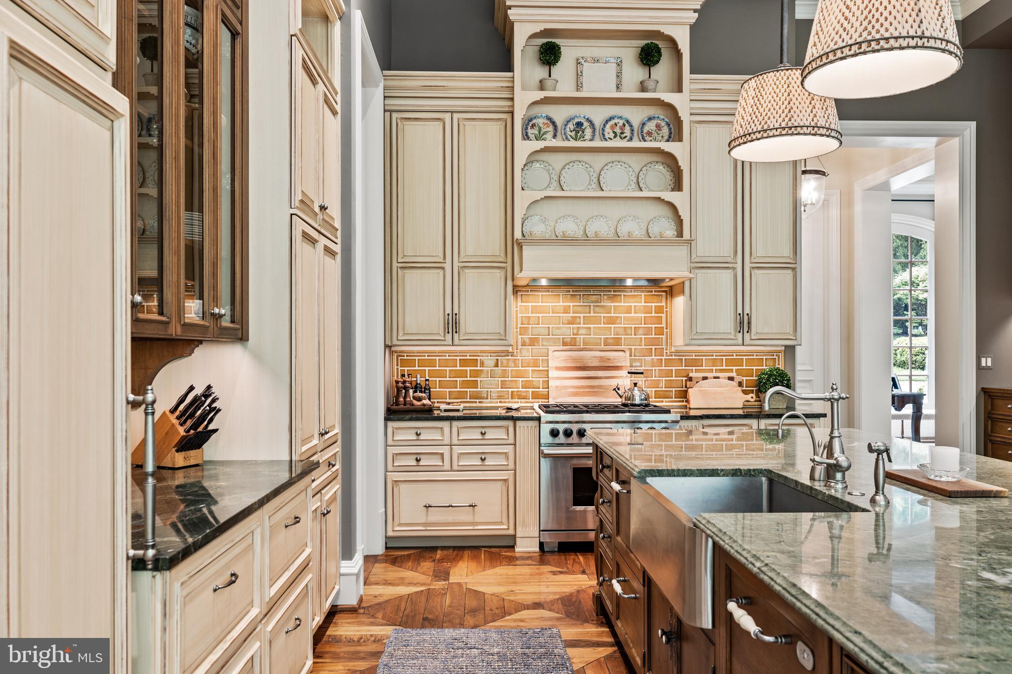 CAVES VALLEY GOLF CLUB - Residential