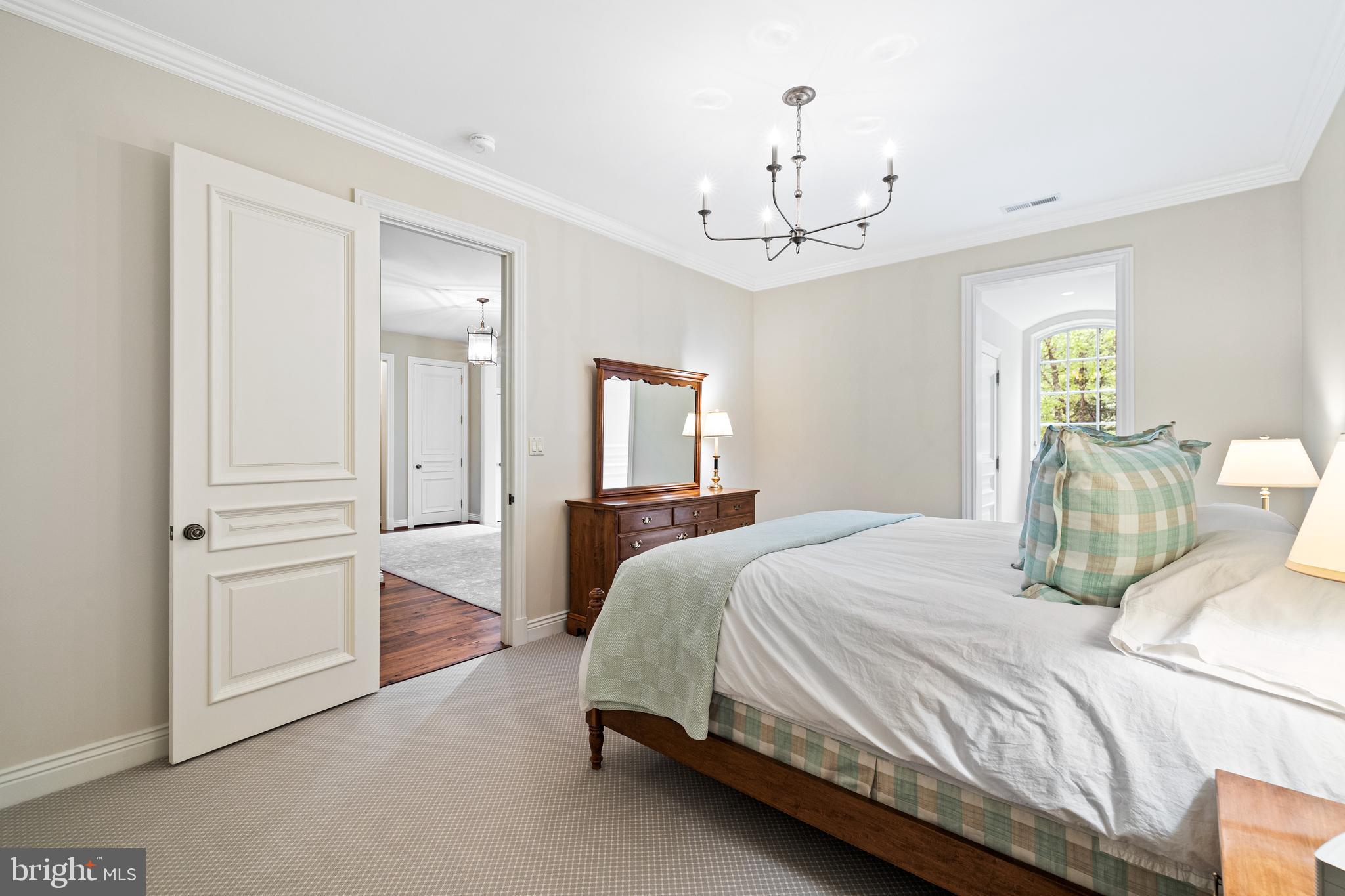 CAVES VALLEY GOLF CLUB - Residential