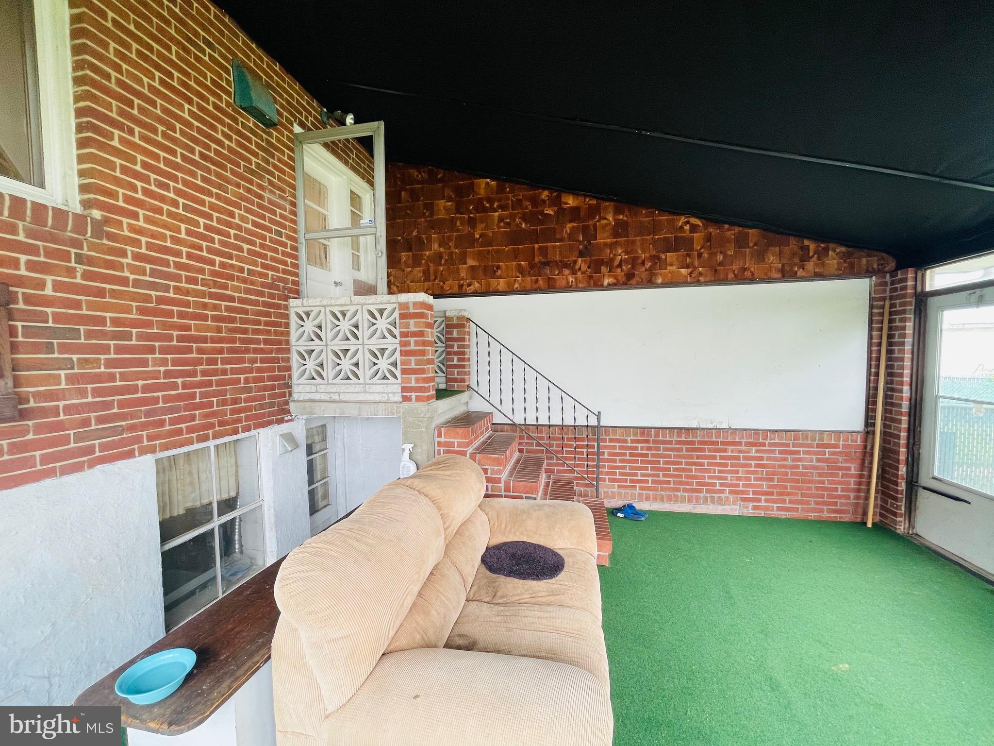 MANCHESTER - Residential