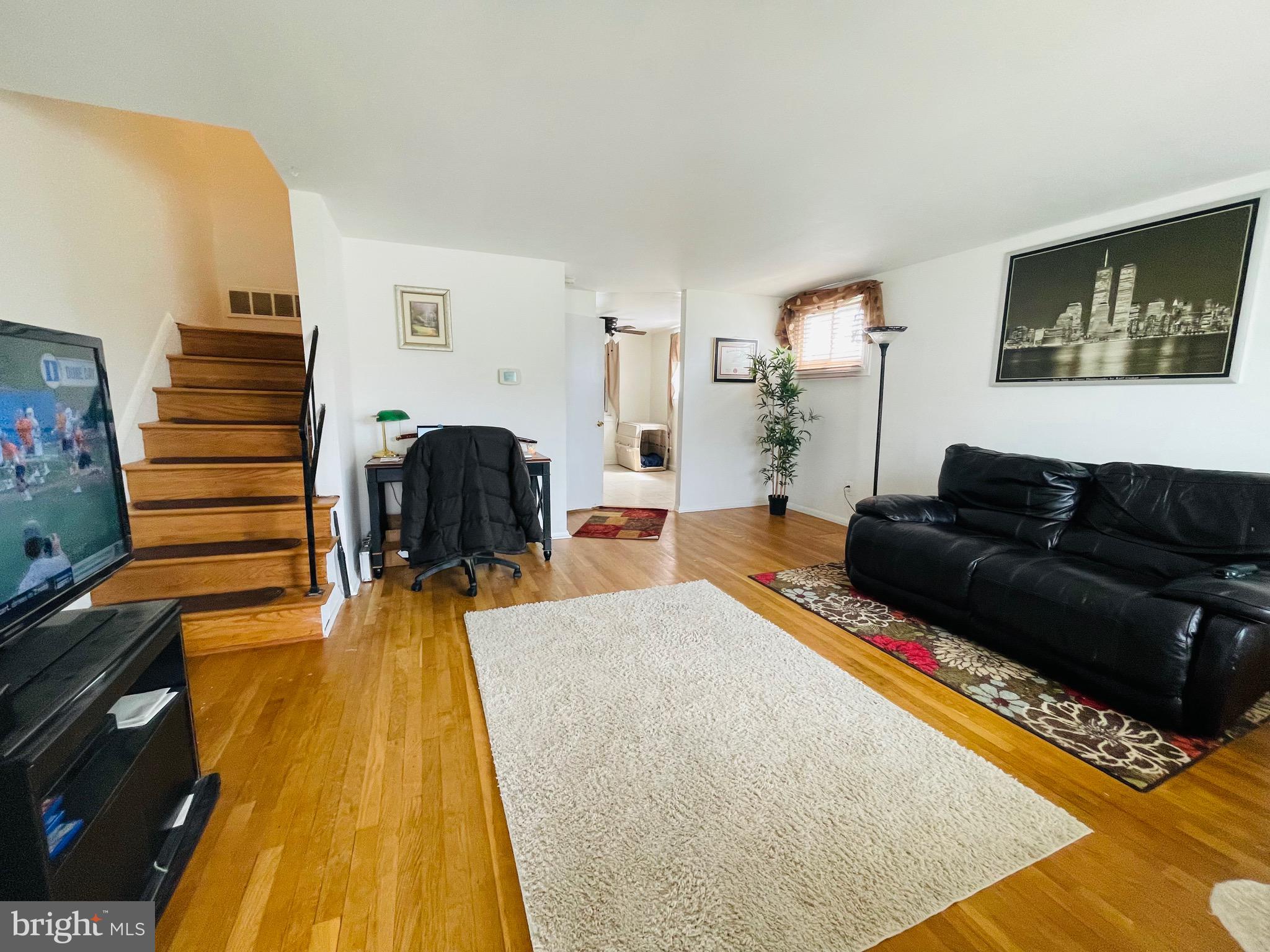 MANCHESTER - Residential