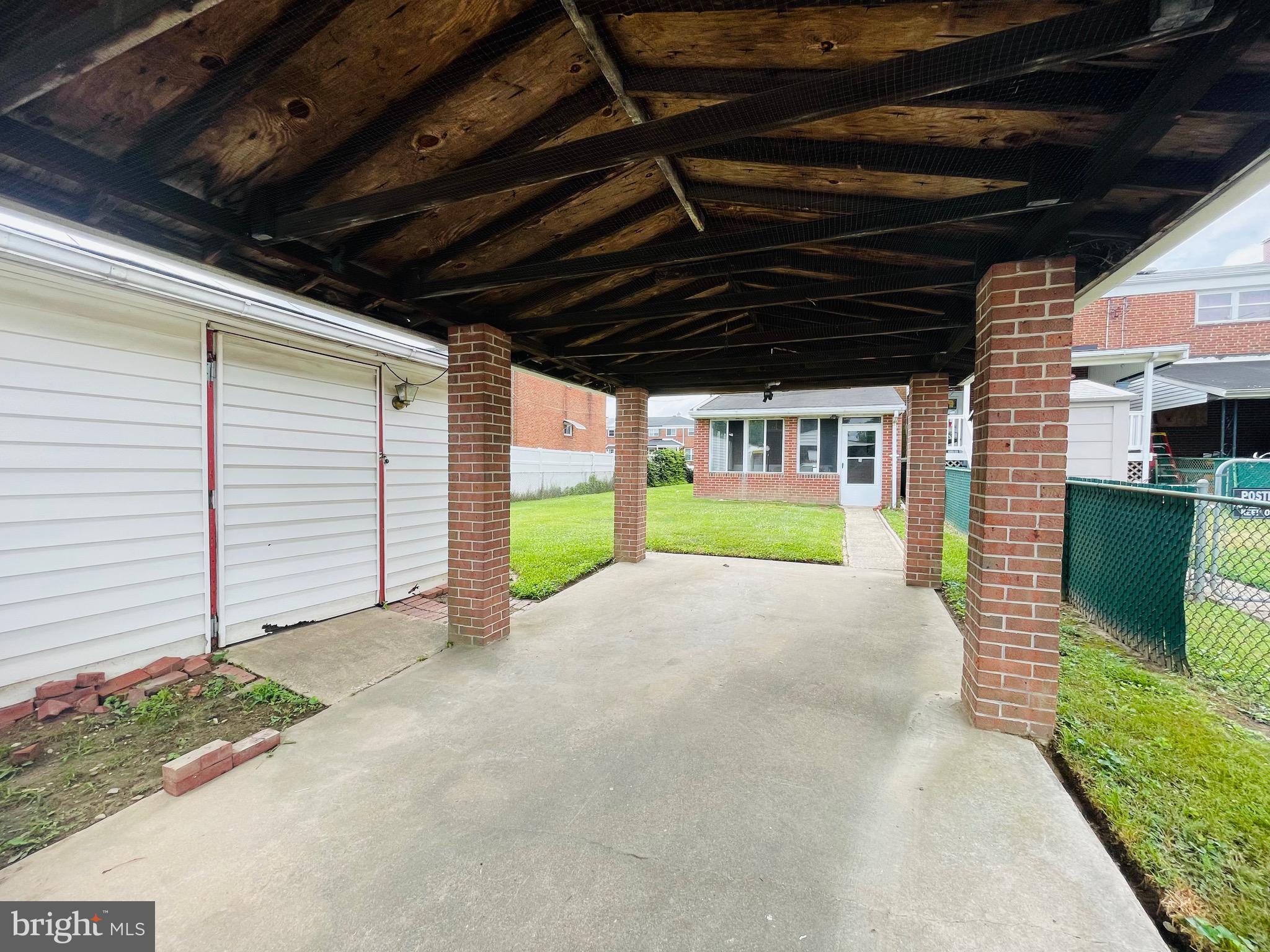 MANCHESTER - Residential