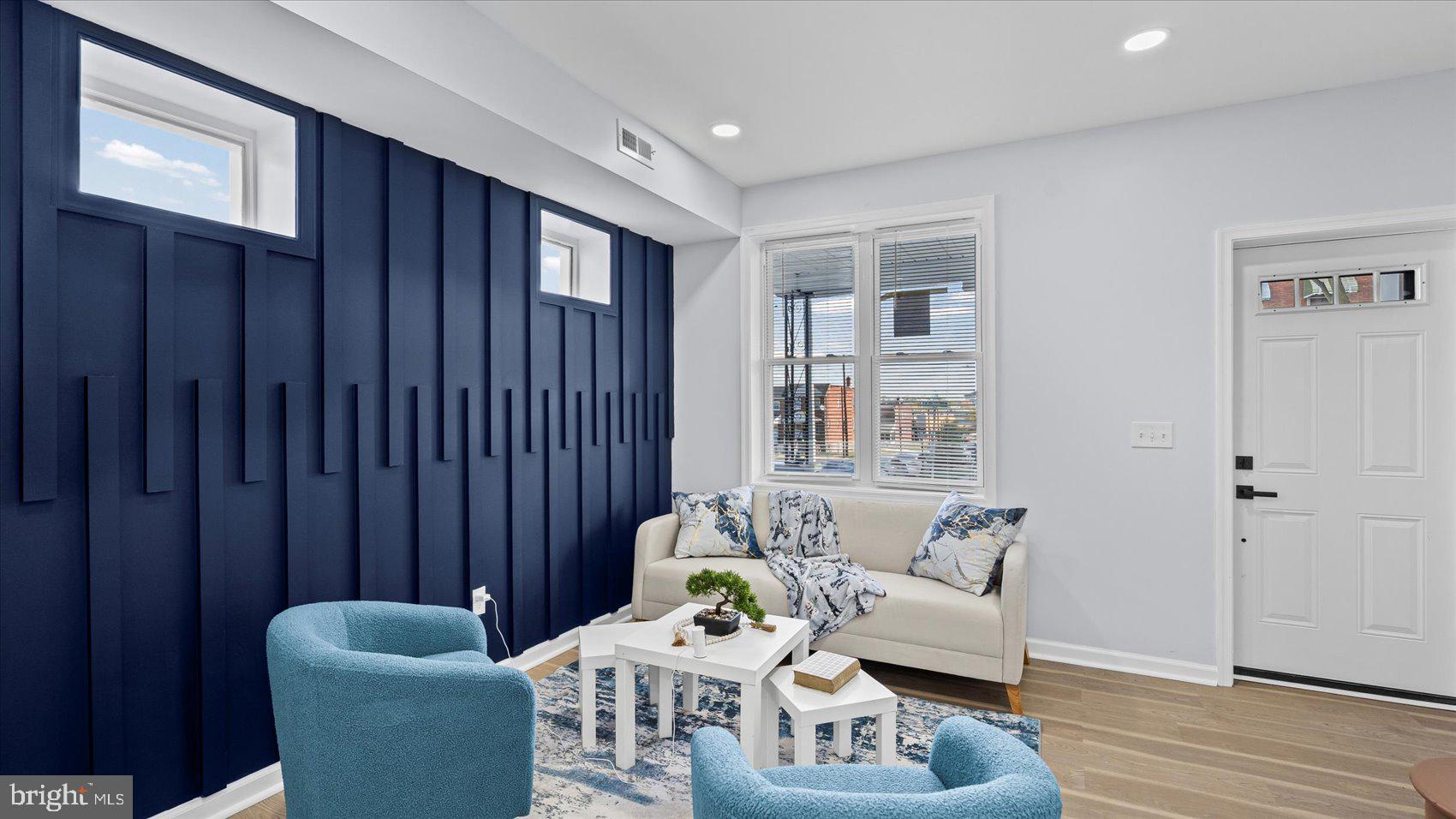 BIDDLE STREET - Residential