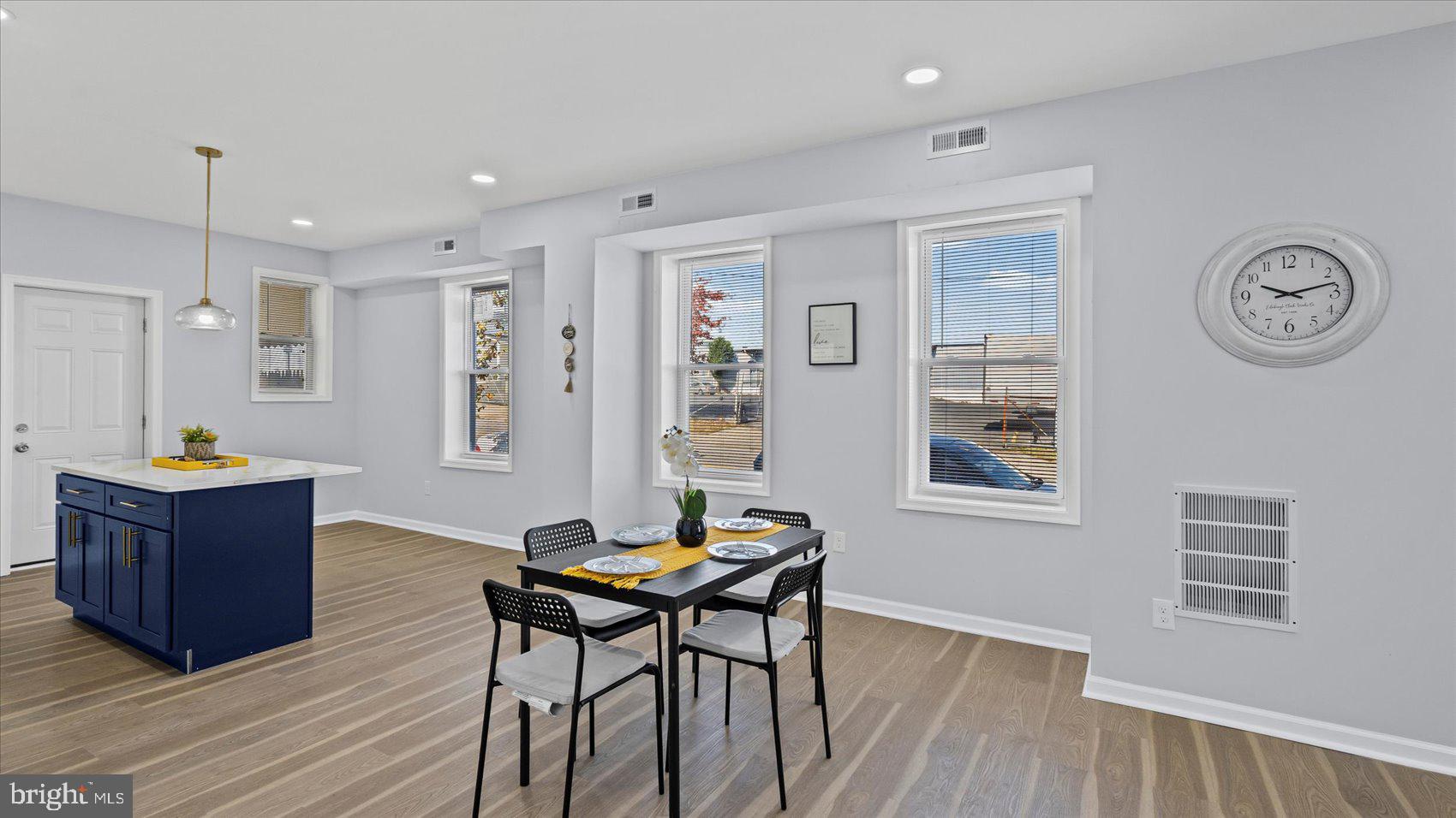 BIDDLE STREET - Residential