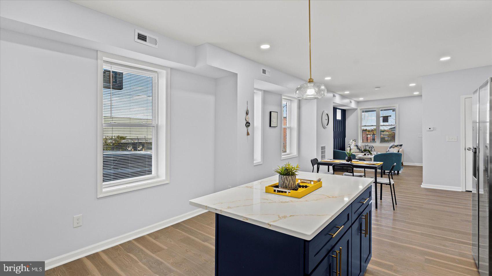 BIDDLE STREET - Residential