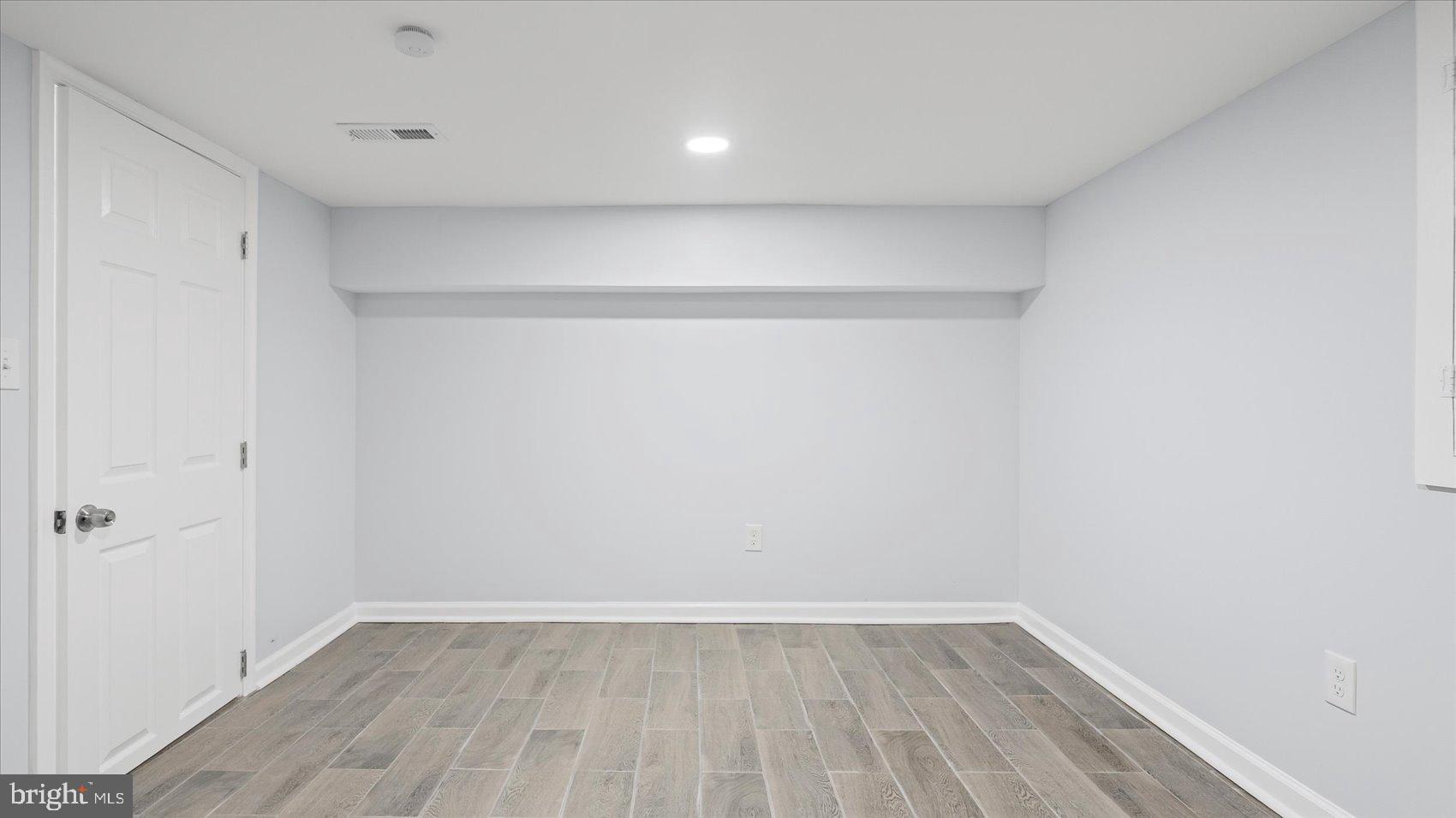 BIDDLE STREET - Residential