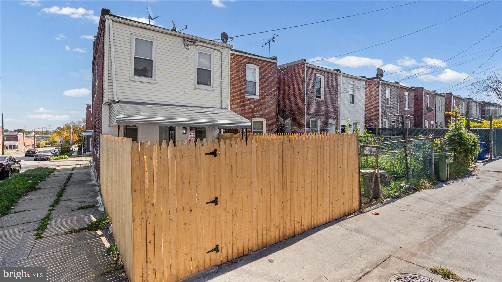 BIDDLE STREET - Residential